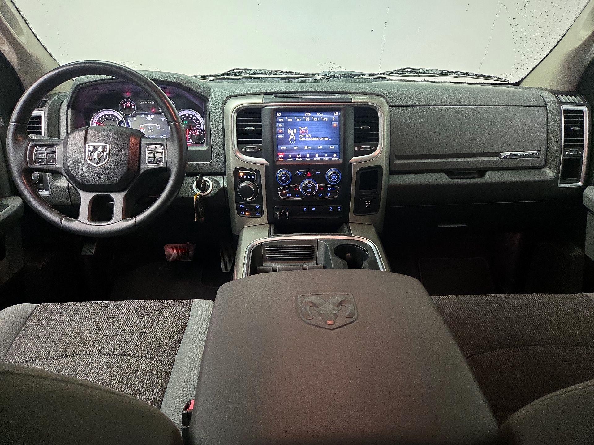 Thumbnail: 2019 RAM 1500 Classic - 9