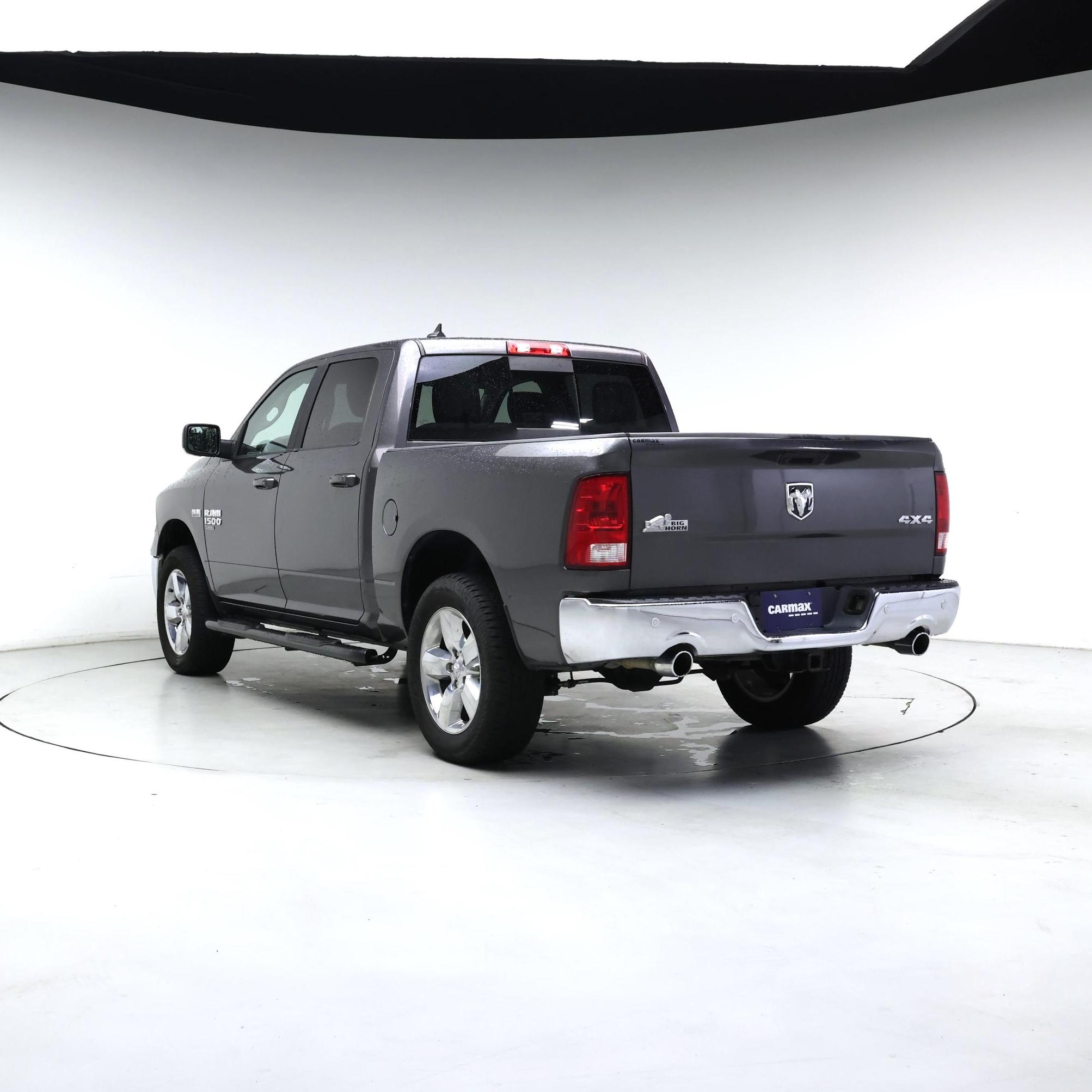 Thumbnail: 2019 RAM 1500 Classic - 2