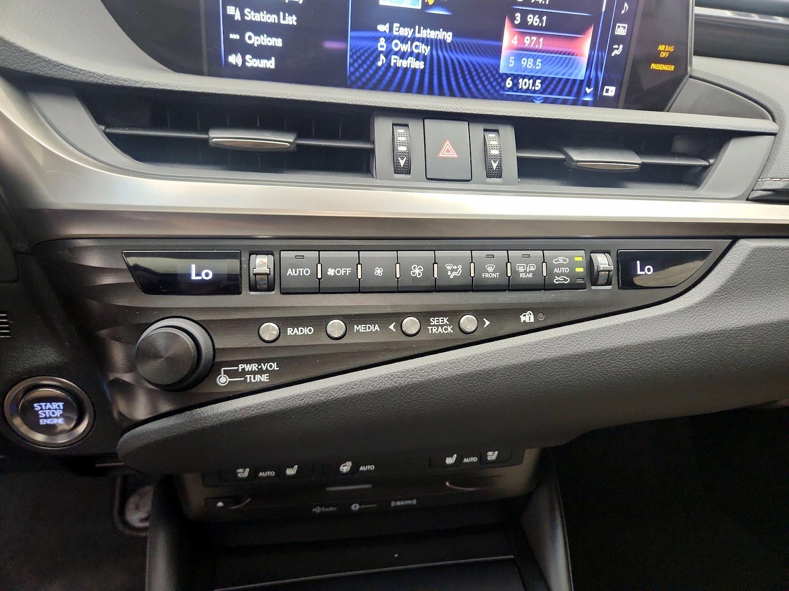2020 Lexus ES 350 - Photo 18