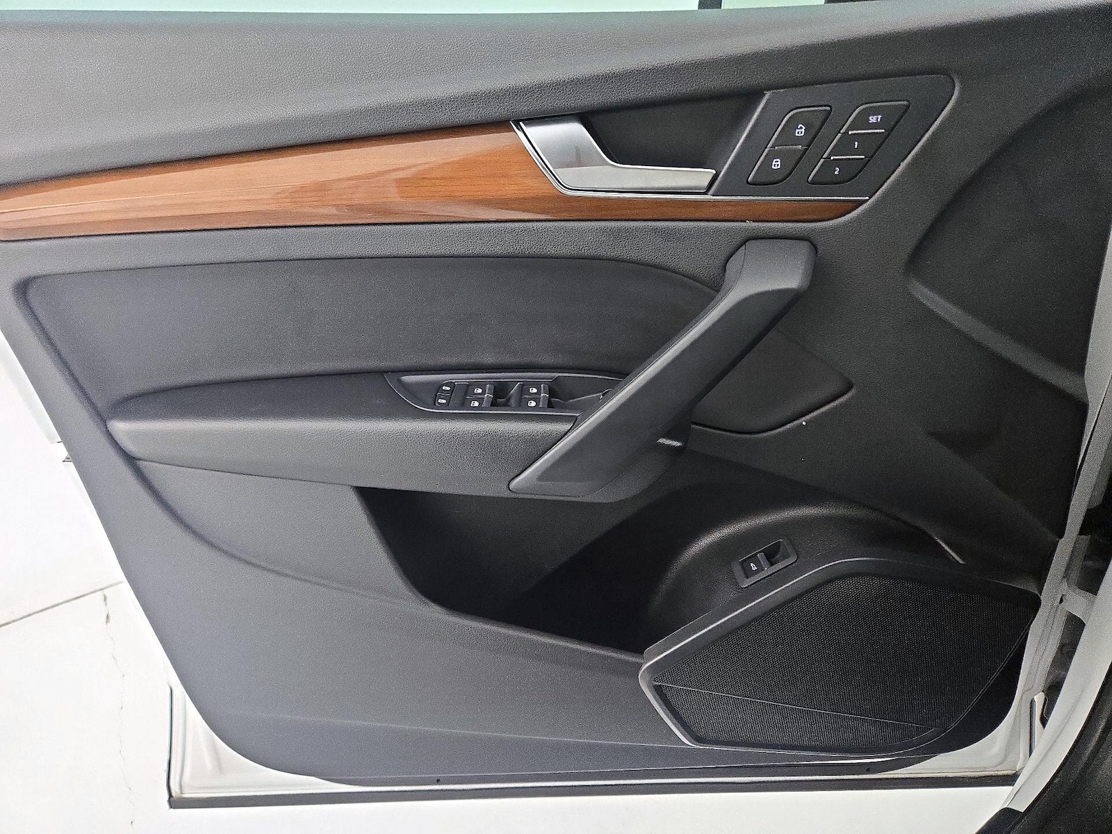 2024 Audi Q5 Premium - Photo 13