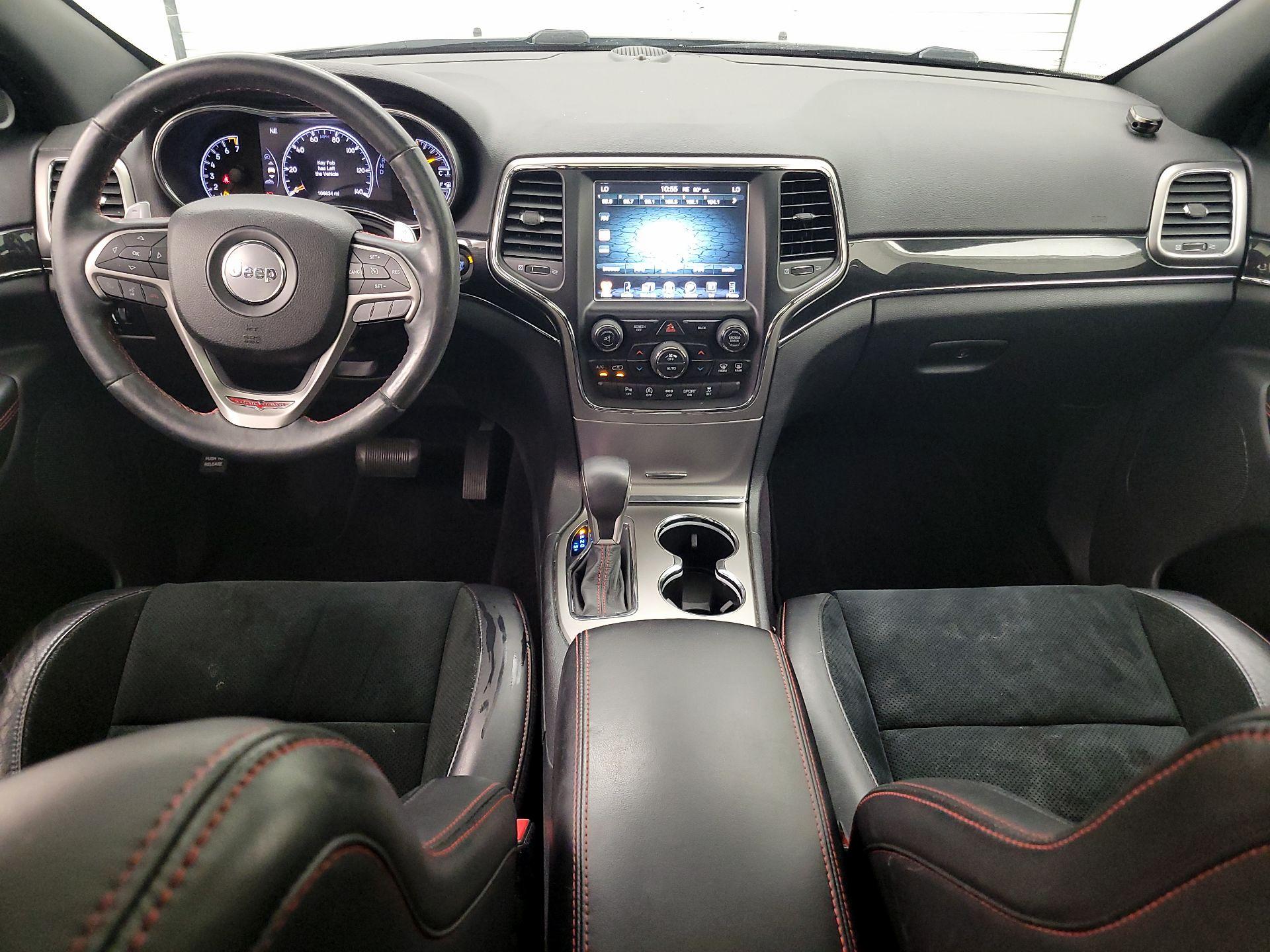Thumbnail: 2017 Jeep Grand Cherokee - 9