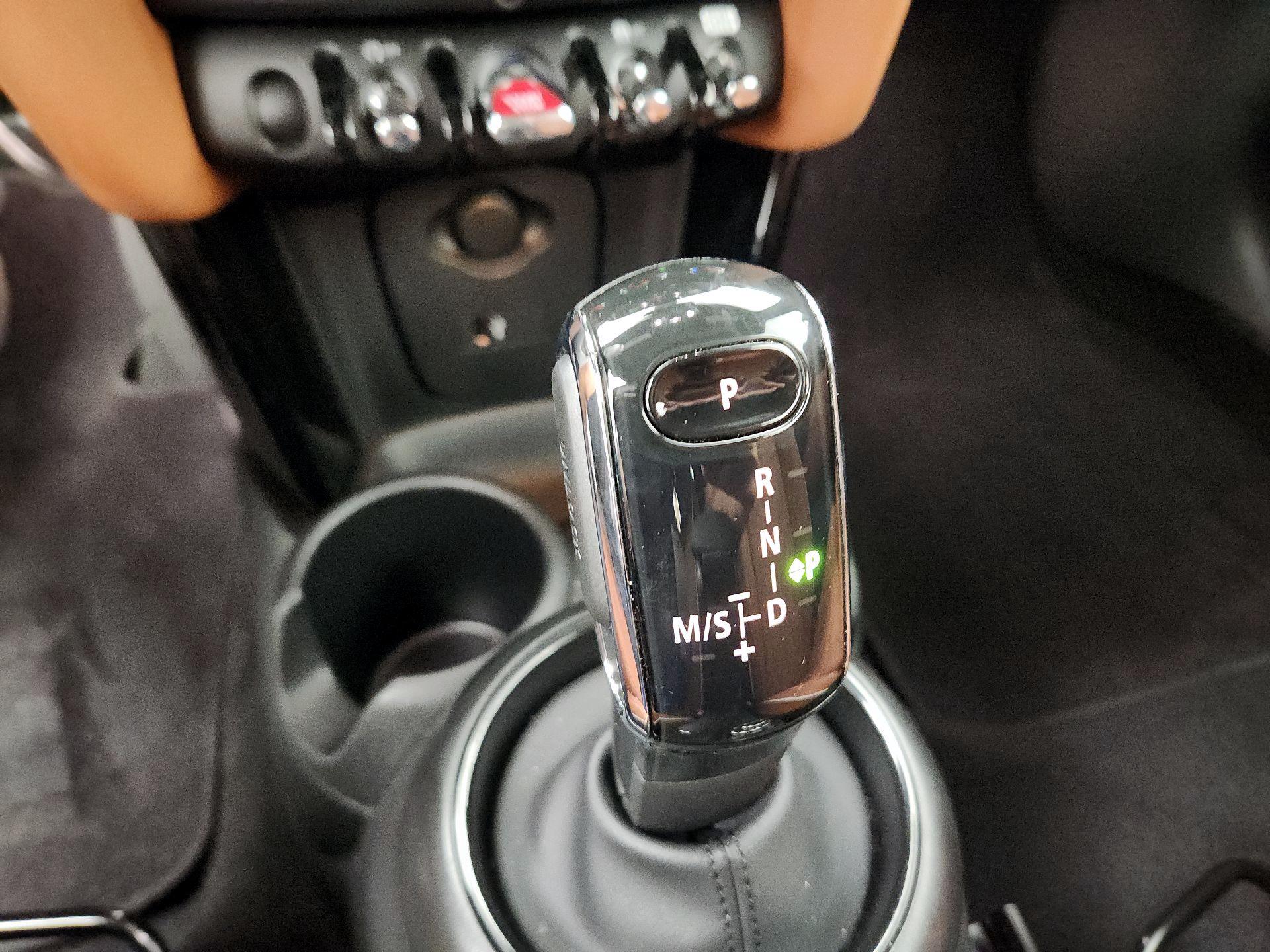 Thumbnail: 2024 MINI Cooper - 16