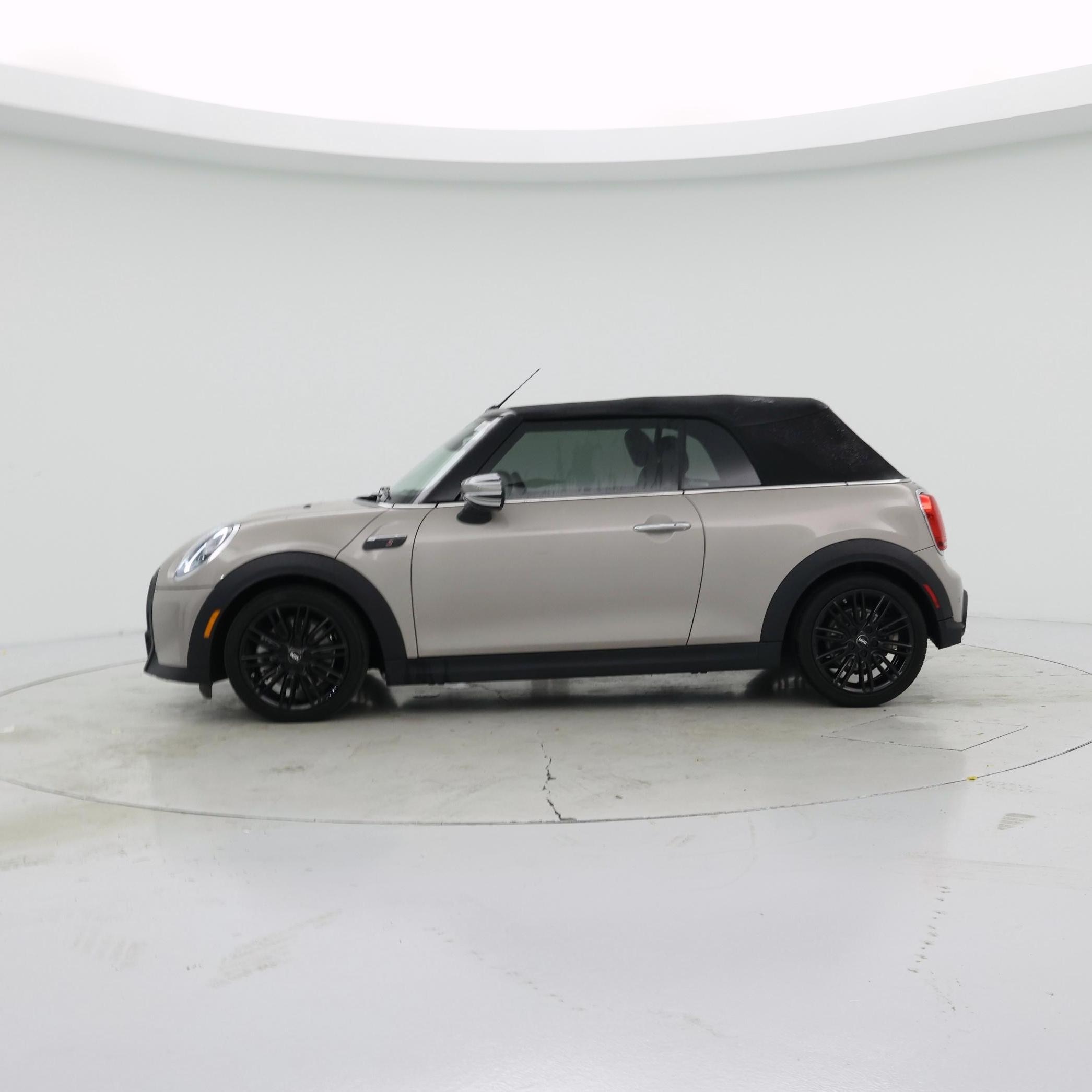 Thumbnail: 2024 MINI Cooper - 3