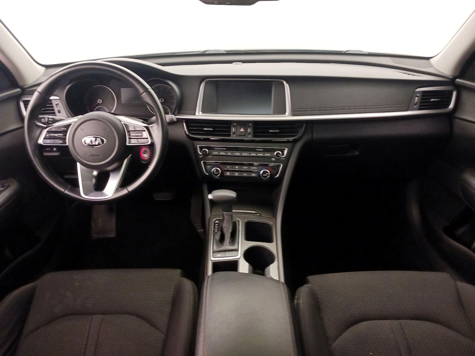 2019 Kia Optima LX - Photo 10
