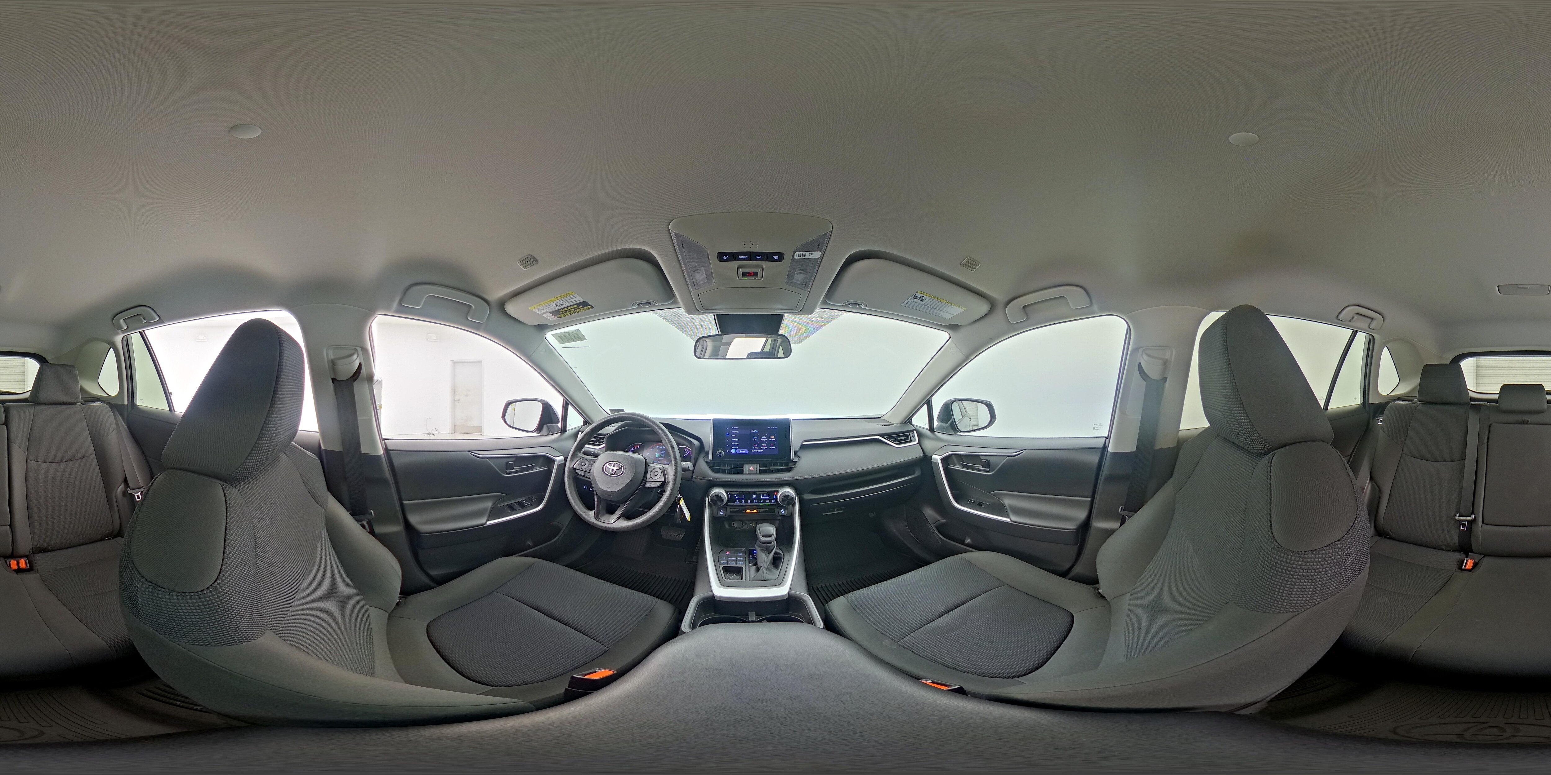 2023 Toyota RAV4 LE - Photo 24