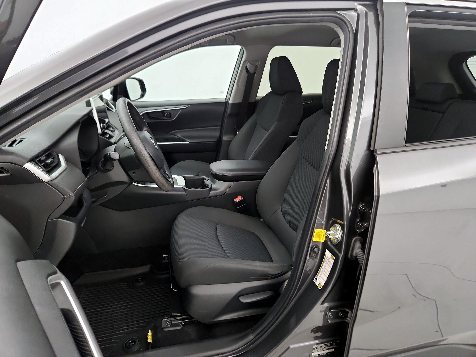 Thumbnail: 2023 Toyota RAV4 - 11