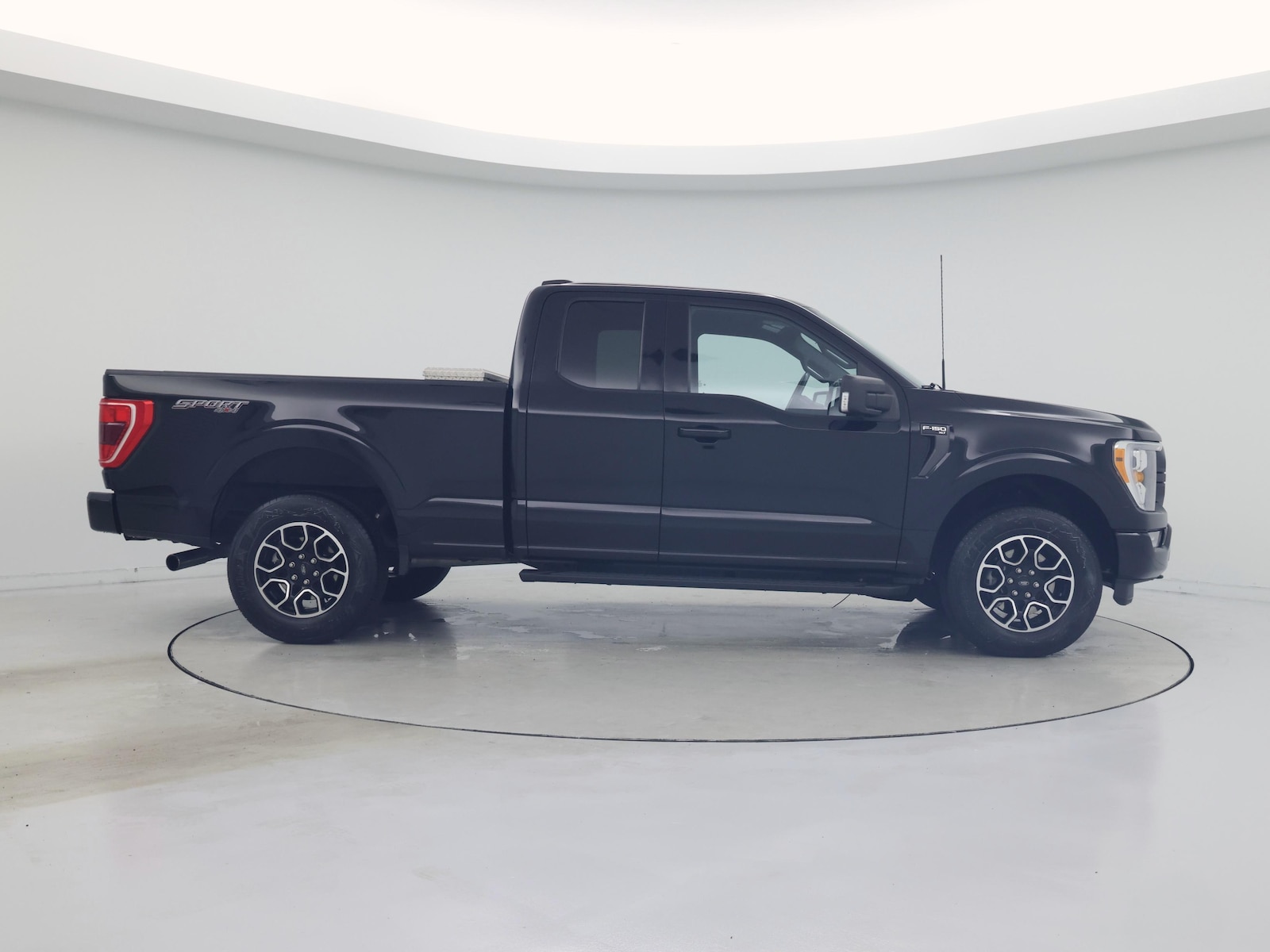 2021 Ford F-150 XLT - Photo 8