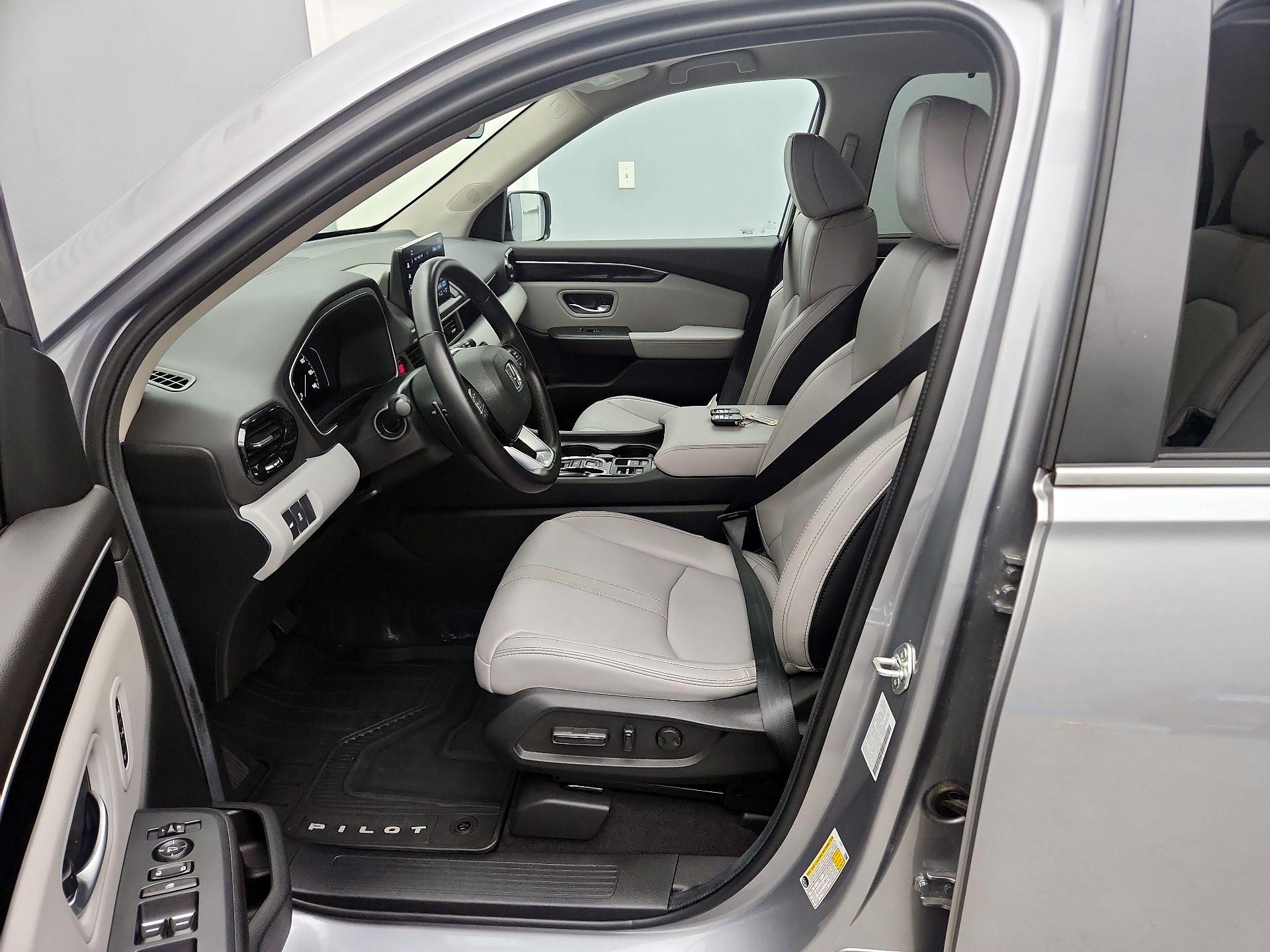 Thumbnail: 2024 Honda Pilot - 11