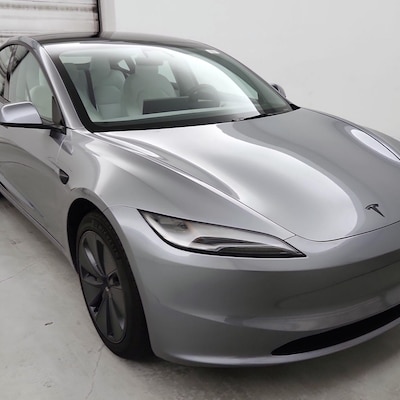 2026 Tesla Model 3 Premium