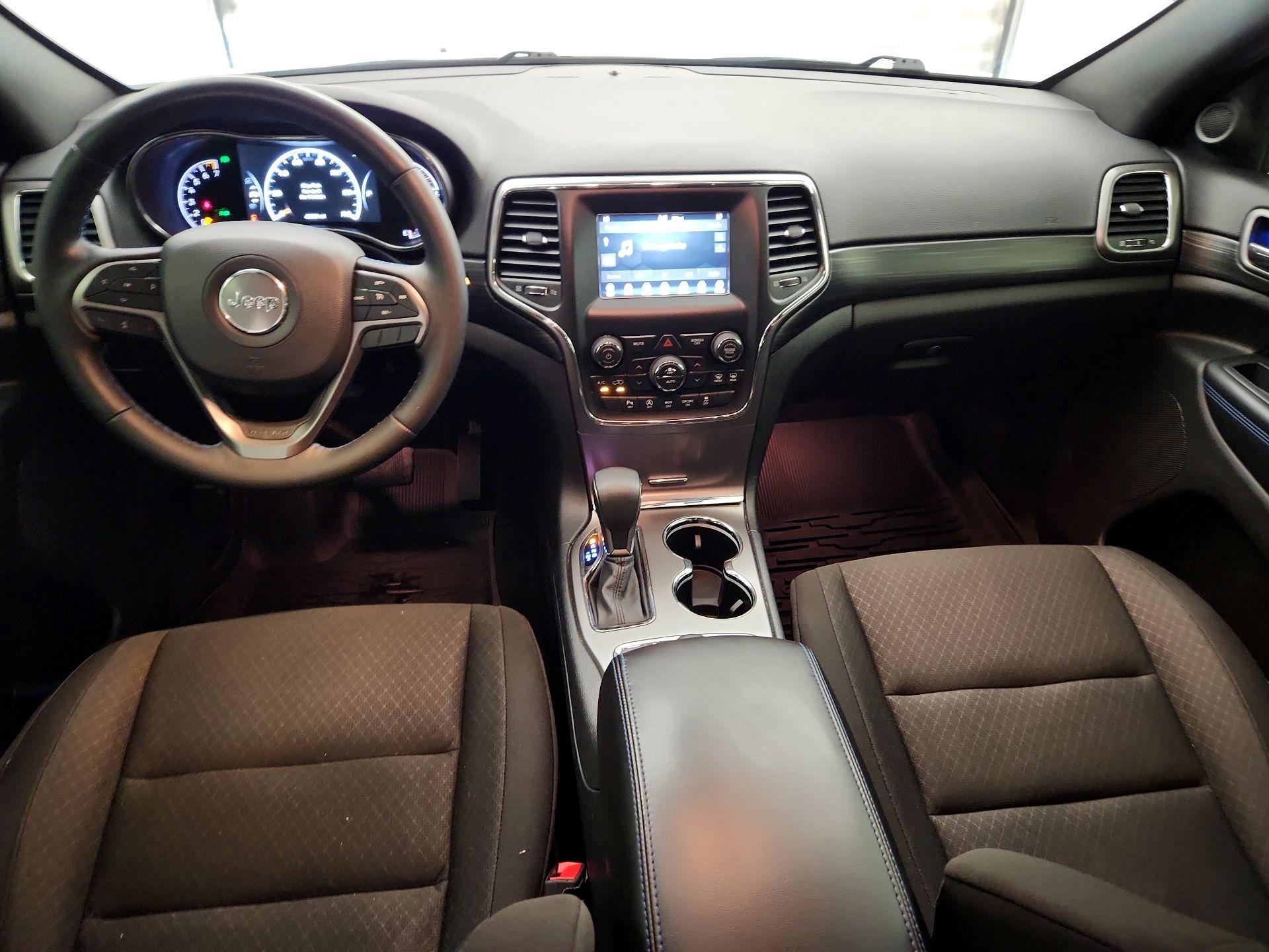 Thumbnail: 2019 Jeep Grand Cherokee - 9
