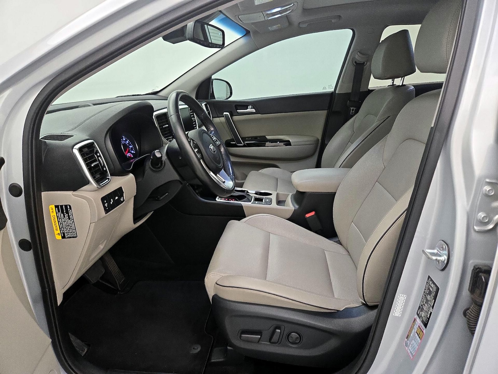 2020 Kia Sportage EX - Photo 12