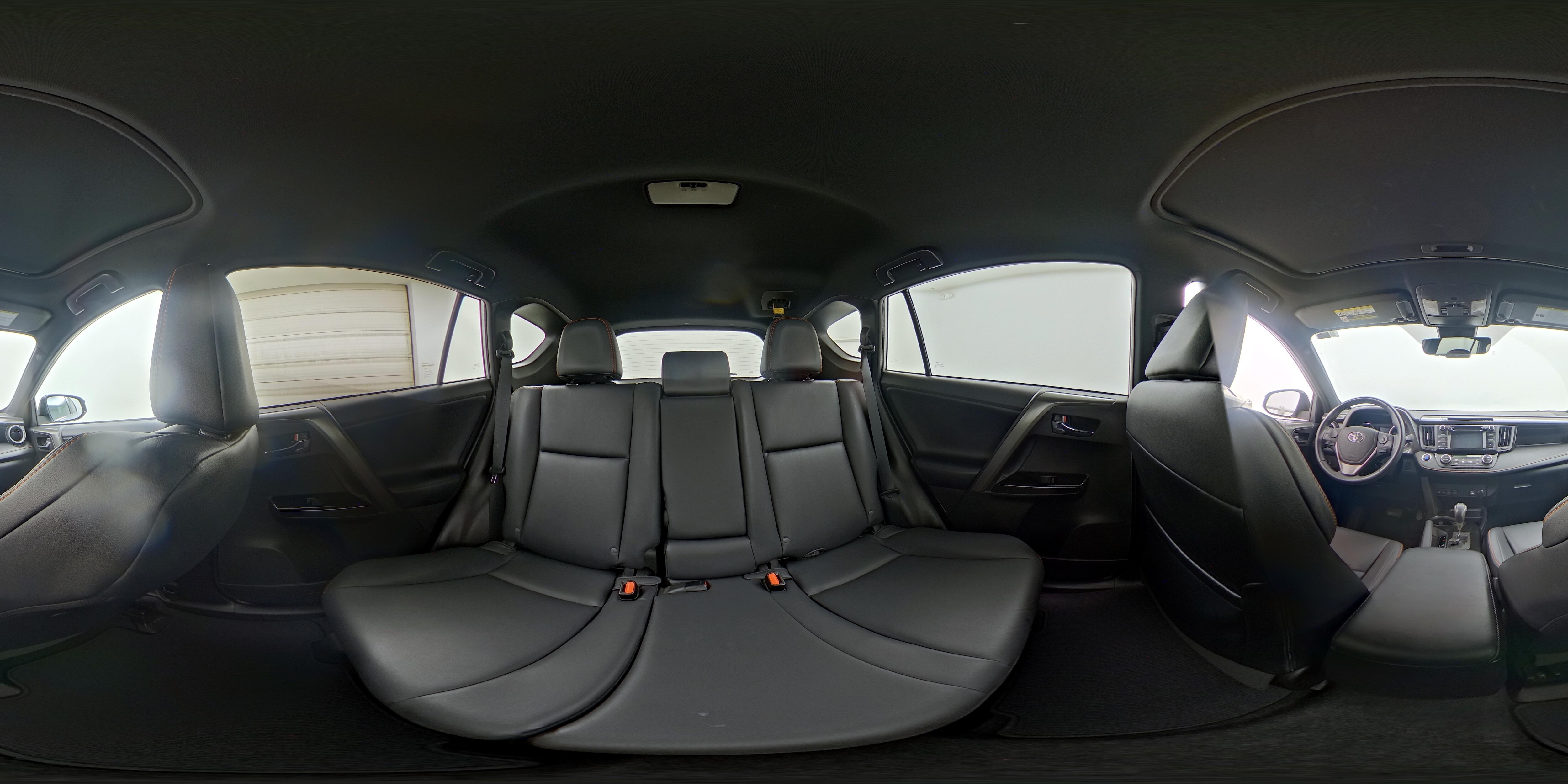 2018 Toyota RAV4 SE - Photo 25