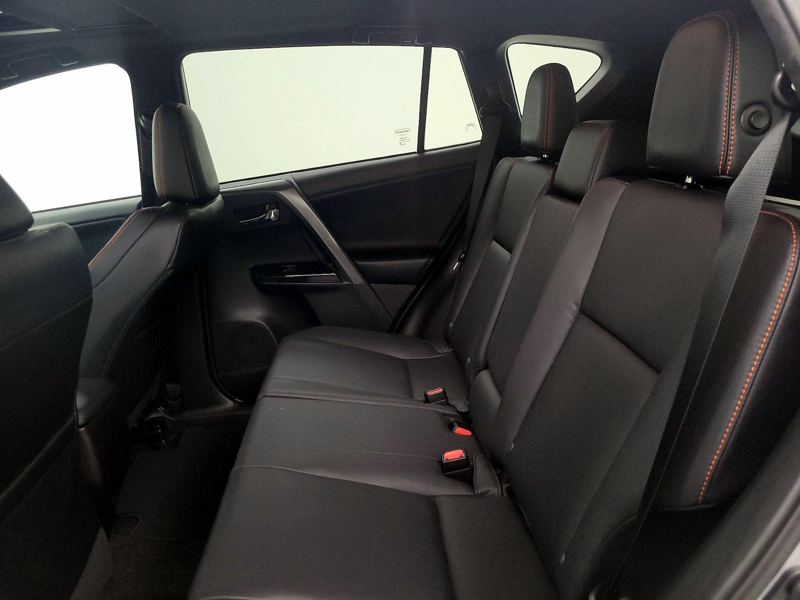 2018 Toyota RAV4 SE - Photo 21