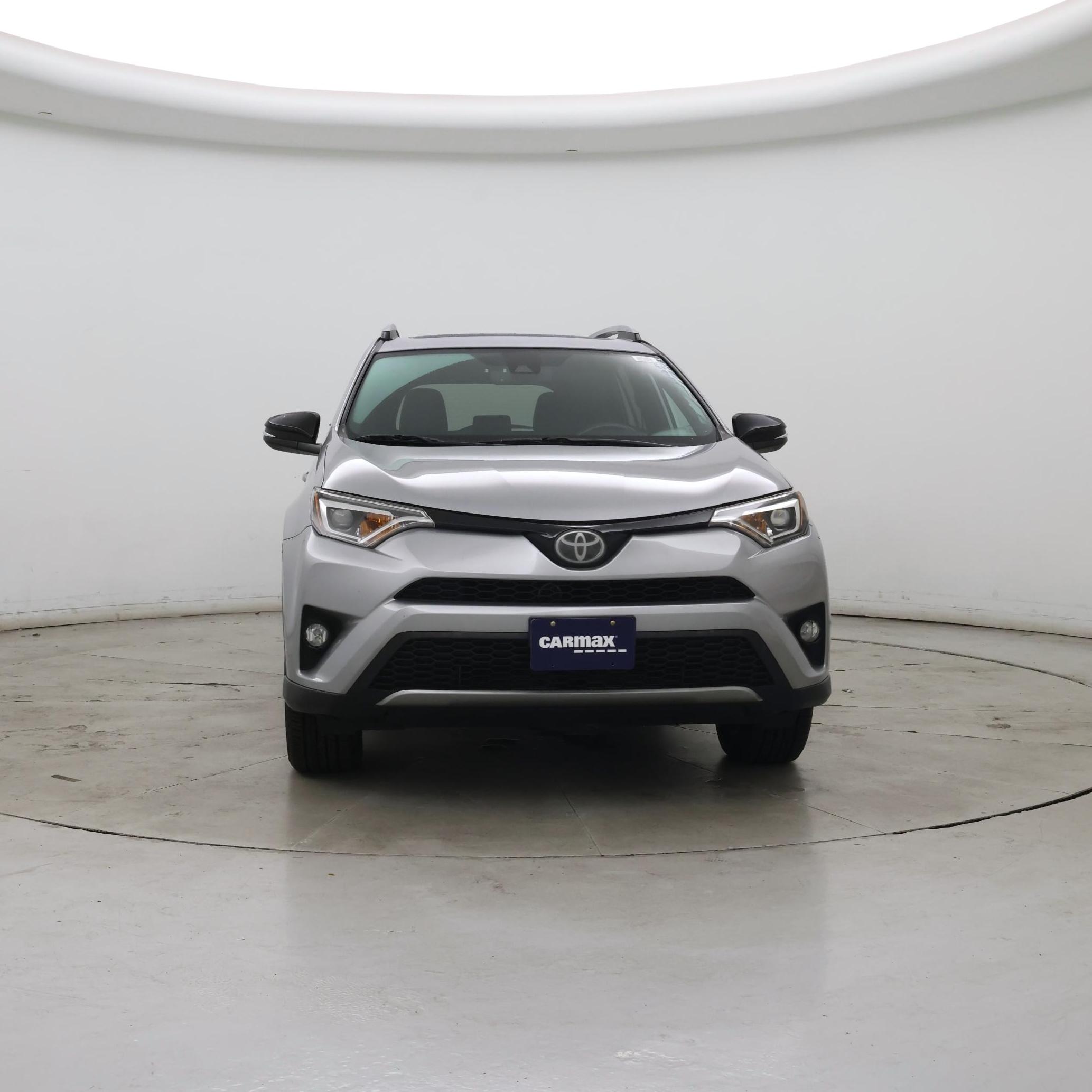 Thumbnail: 2018 Toyota RAV4 - 5