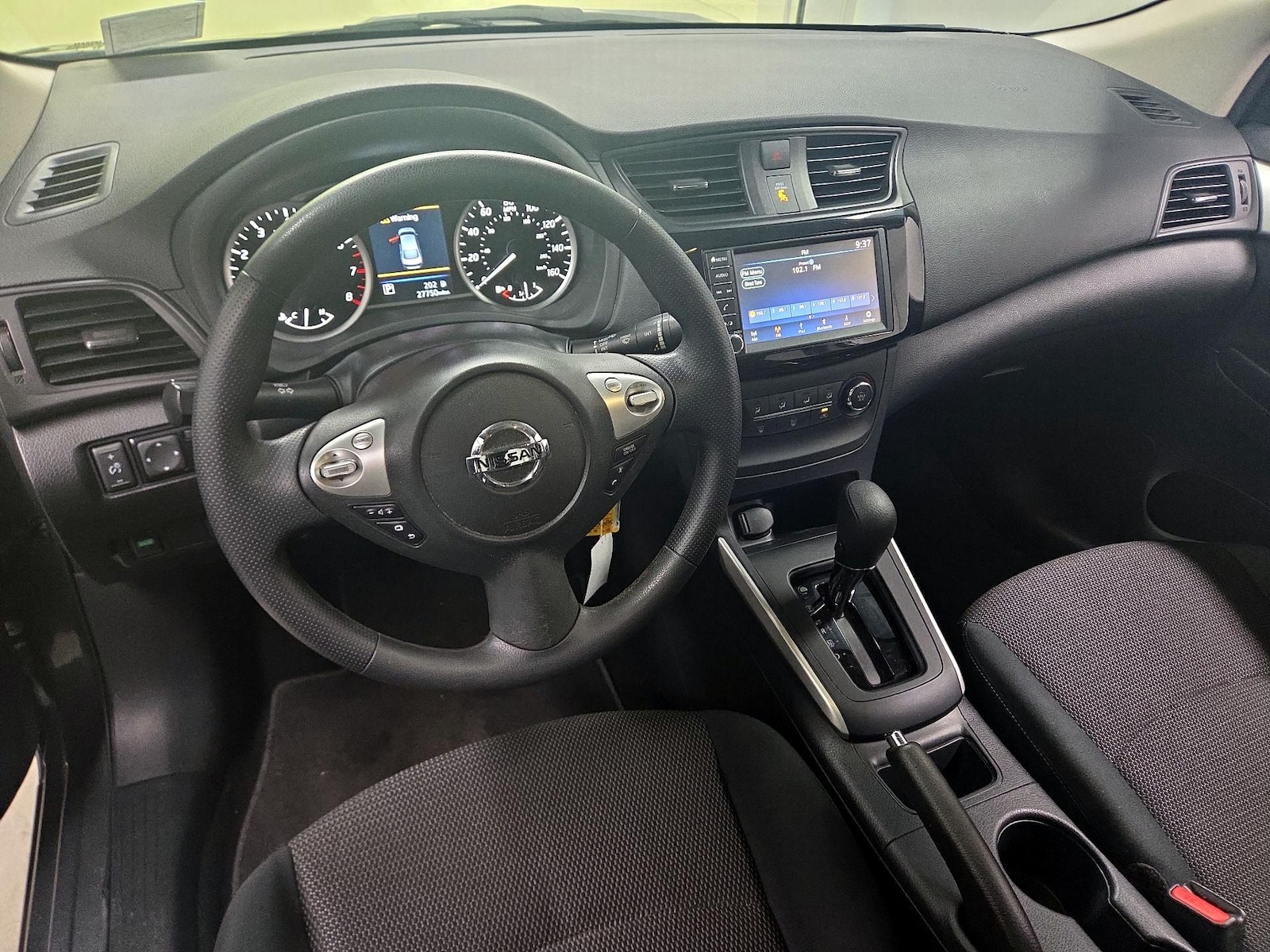 2019 Nissan Sentra S - Photo 10