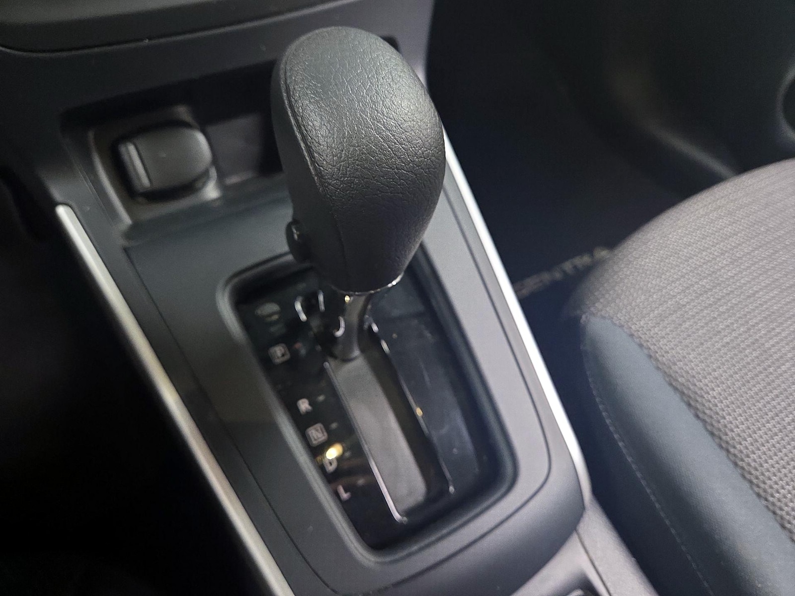 2019 Nissan Sentra S - Photo 16
