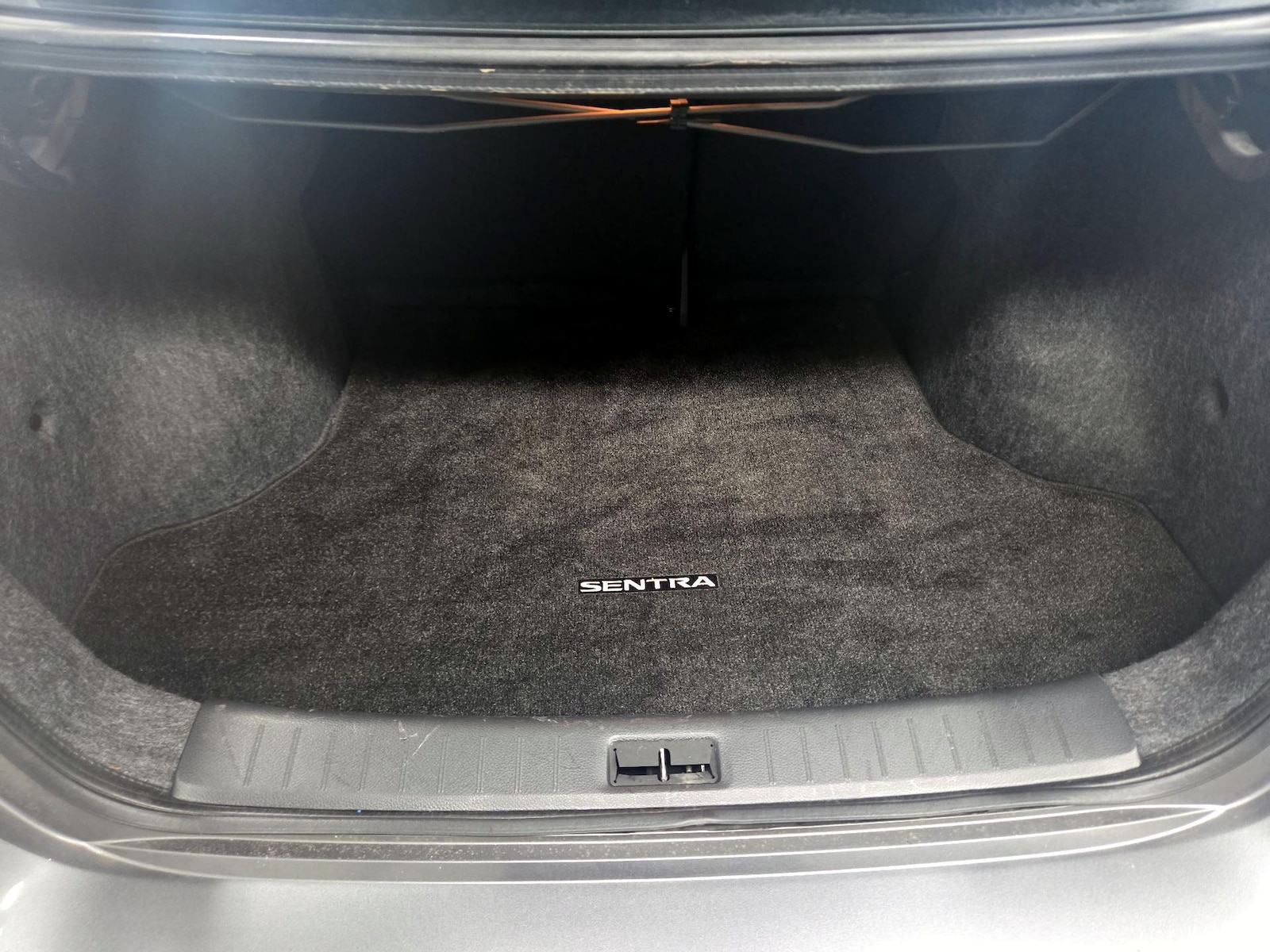 2019 Nissan Sentra S - Photo 17