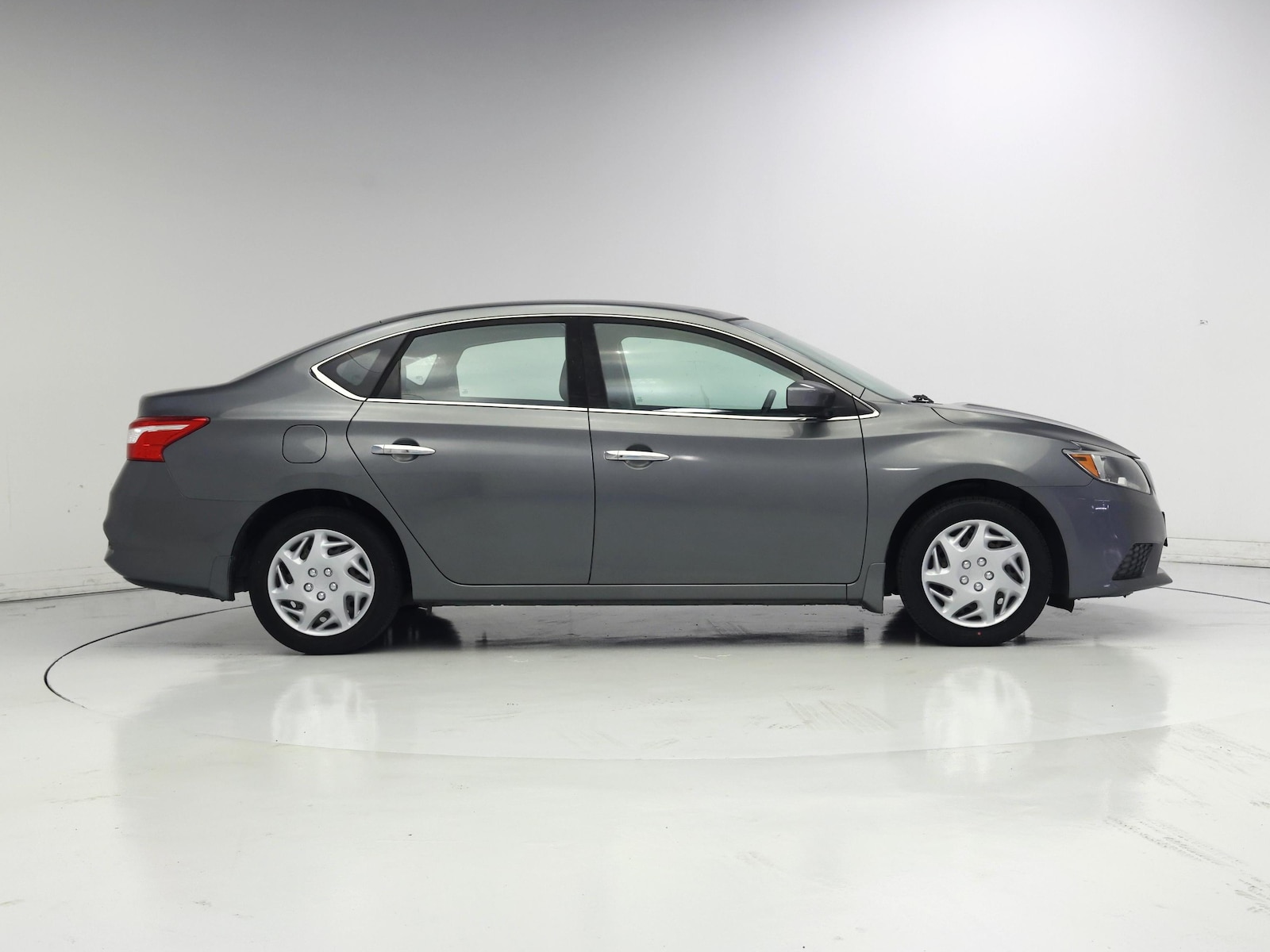 2019 Nissan Sentra S - Photo 8