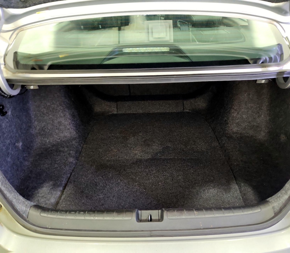 Trunk/Cargo (Seats Up)