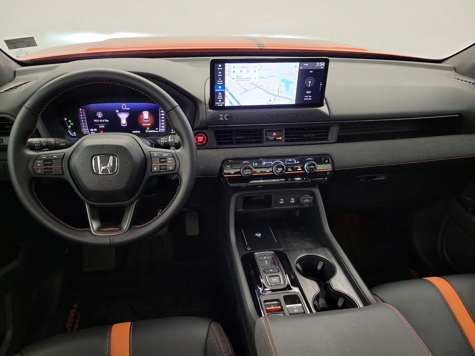 Apple CarPlay® & Android Auto™