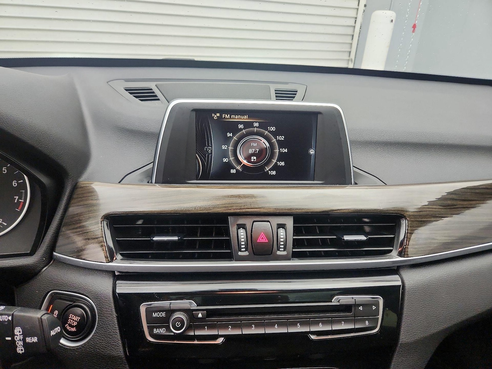 2017 BMW X1 28i - Photo 16