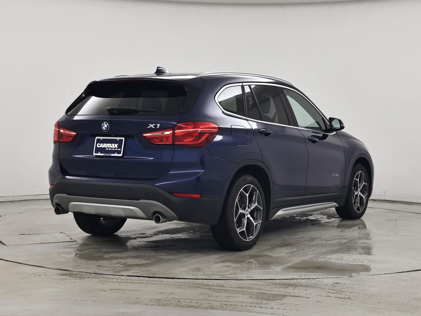 2017 BMW X1 28i - Photo 9