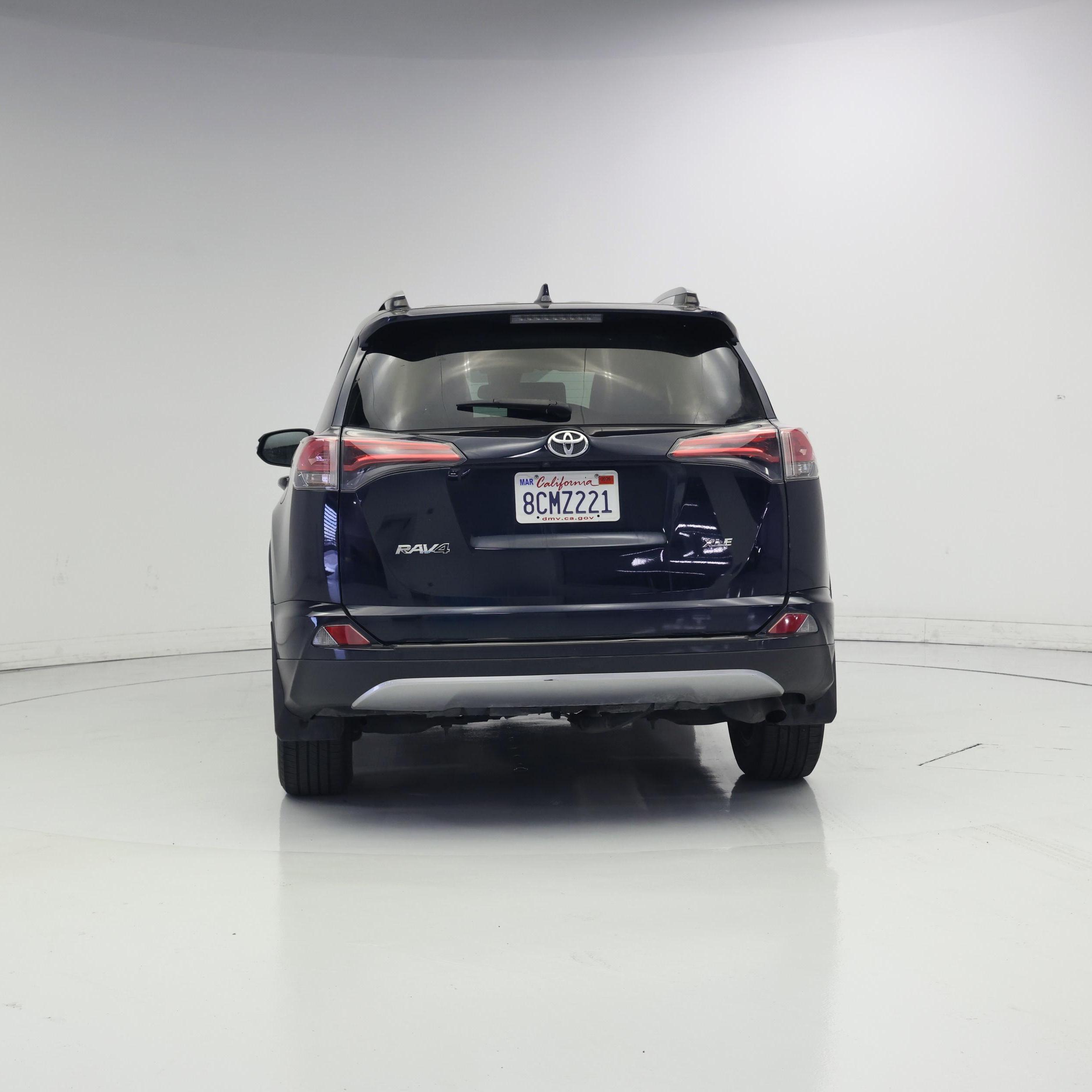 Thumbnail: 2018 Toyota RAV4 - 6