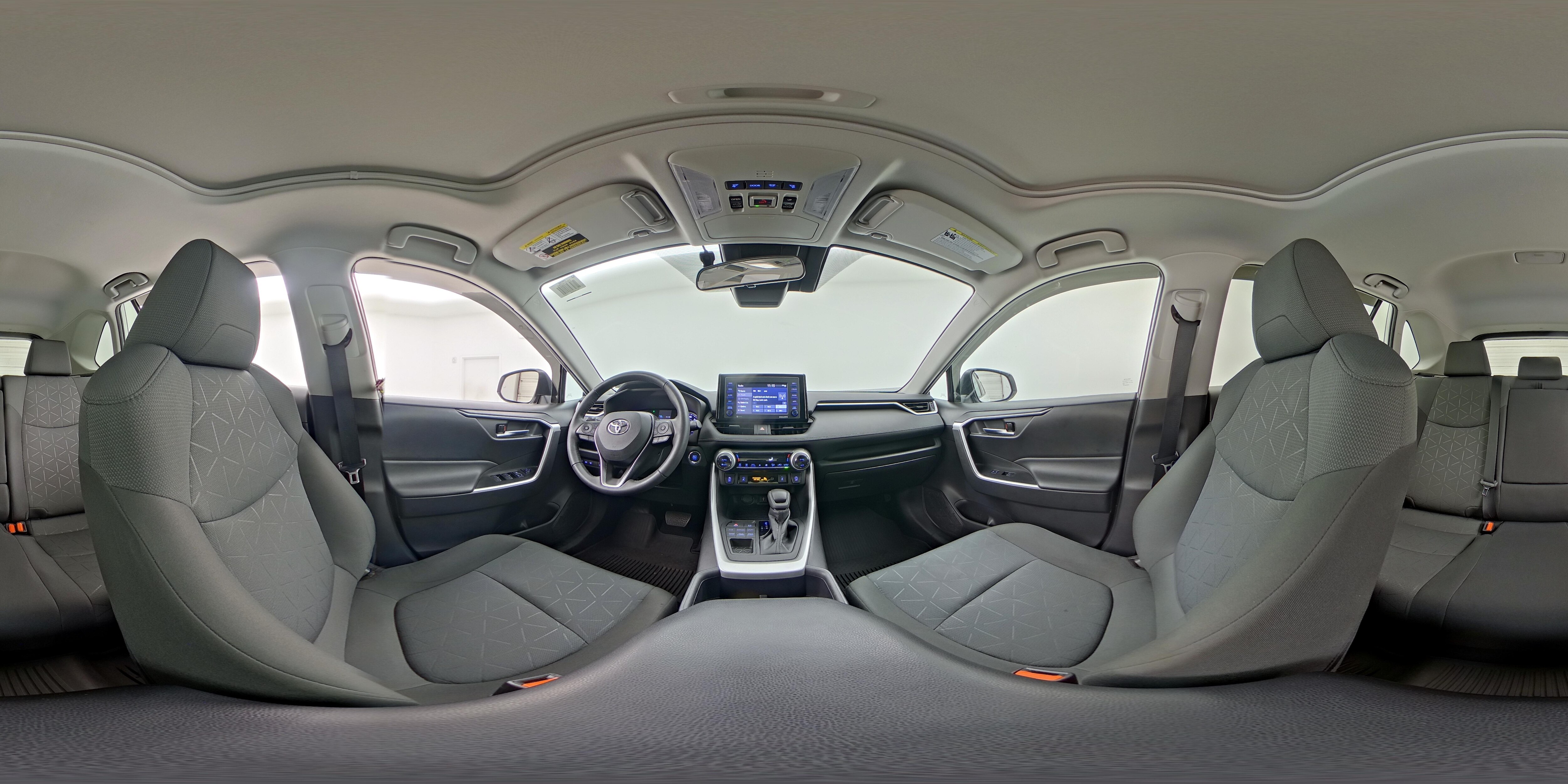 2022 Toyota RAV4 XLE - Photo 25