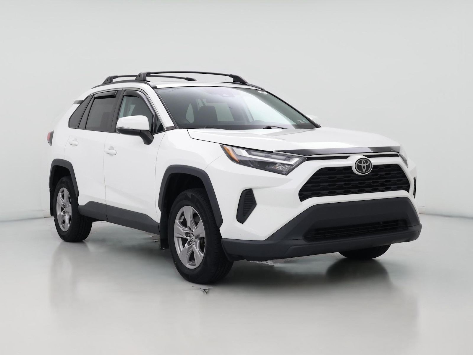 2022 Toyota RAV4 XLE - Photo 1