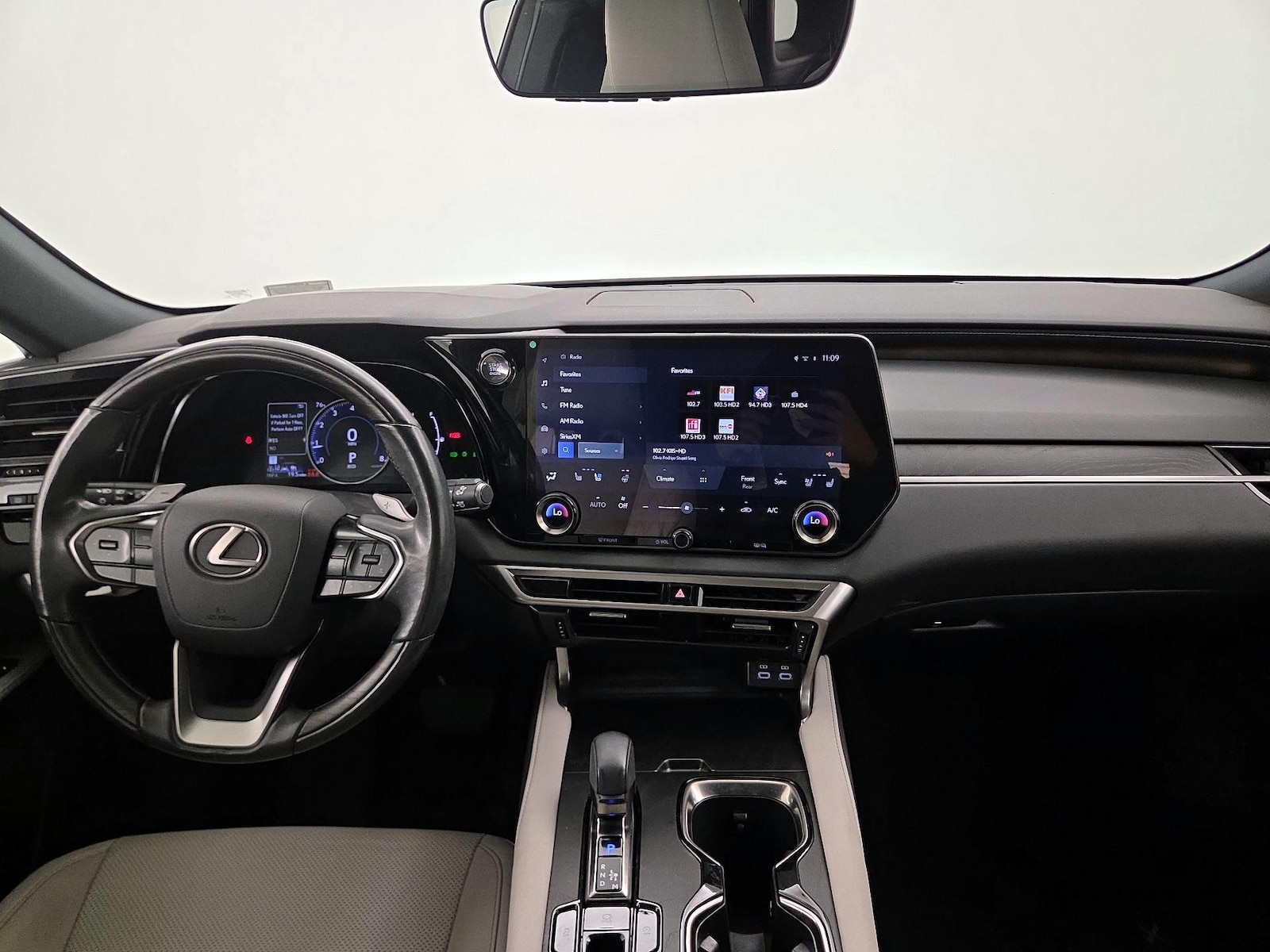 2023 Lexus RX 350 - Photo 10