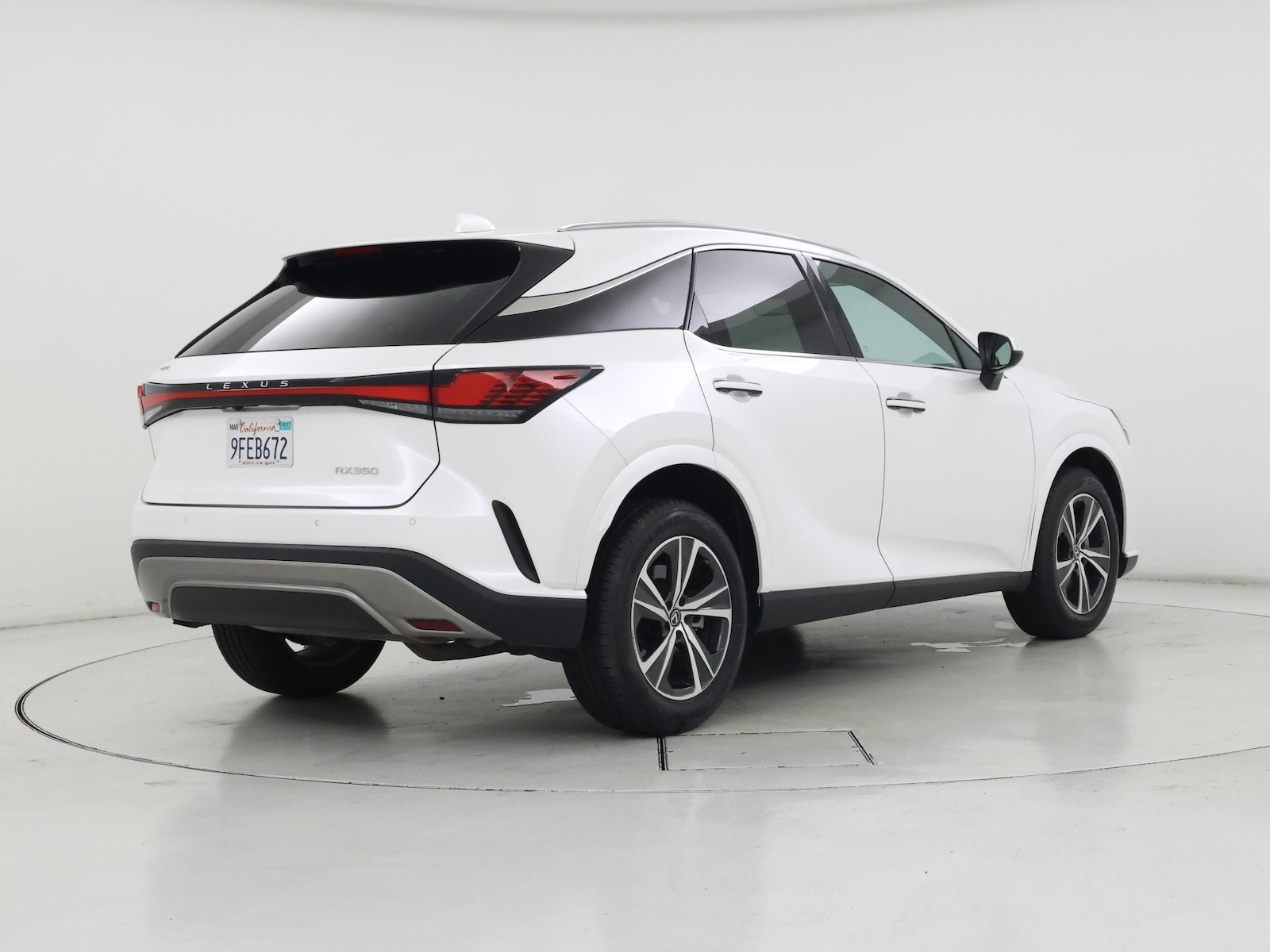 2023 Lexus RX 350 - Photo 9