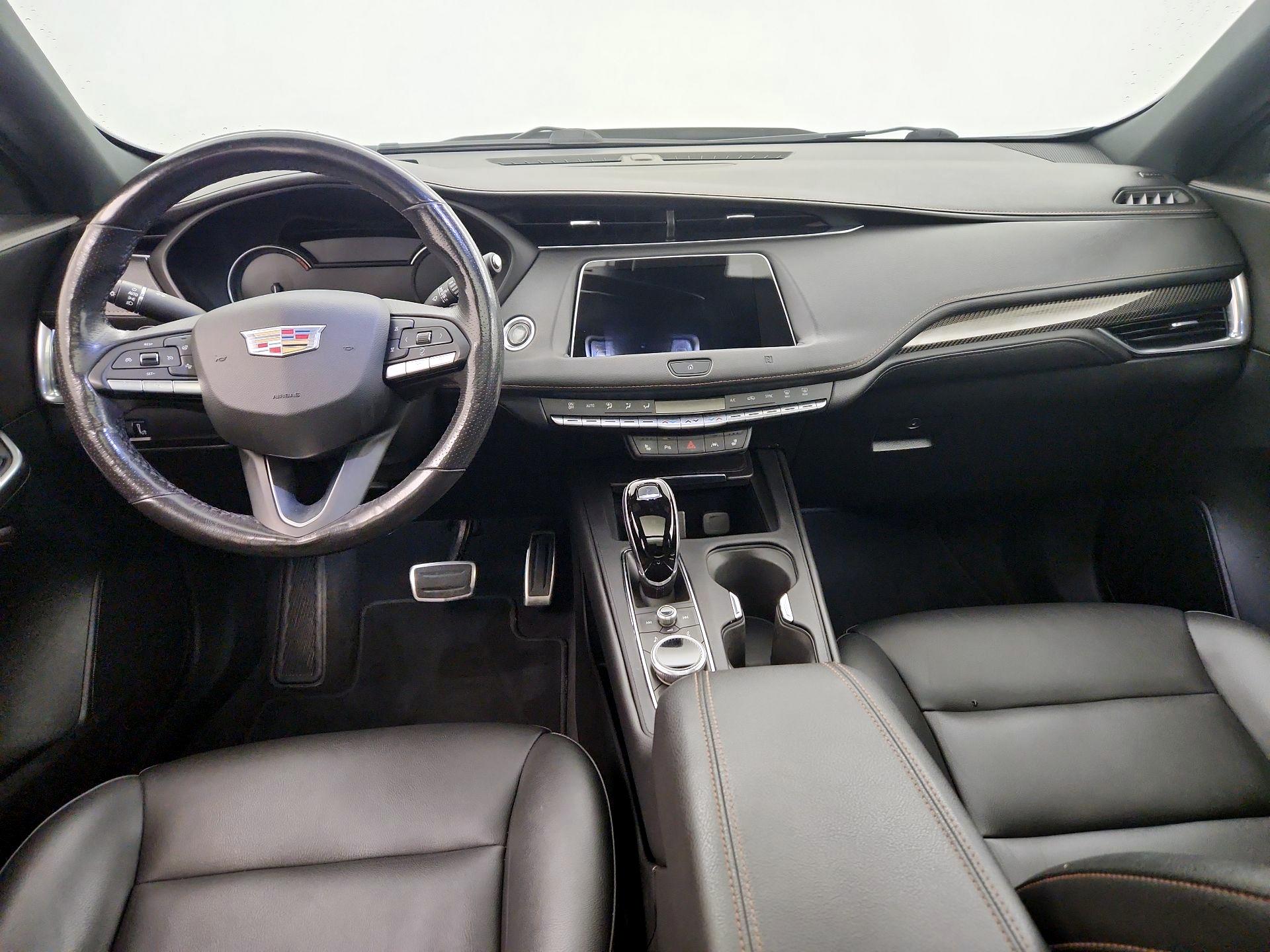 Thumbnail: 2021 Cadillac XT4 - 8