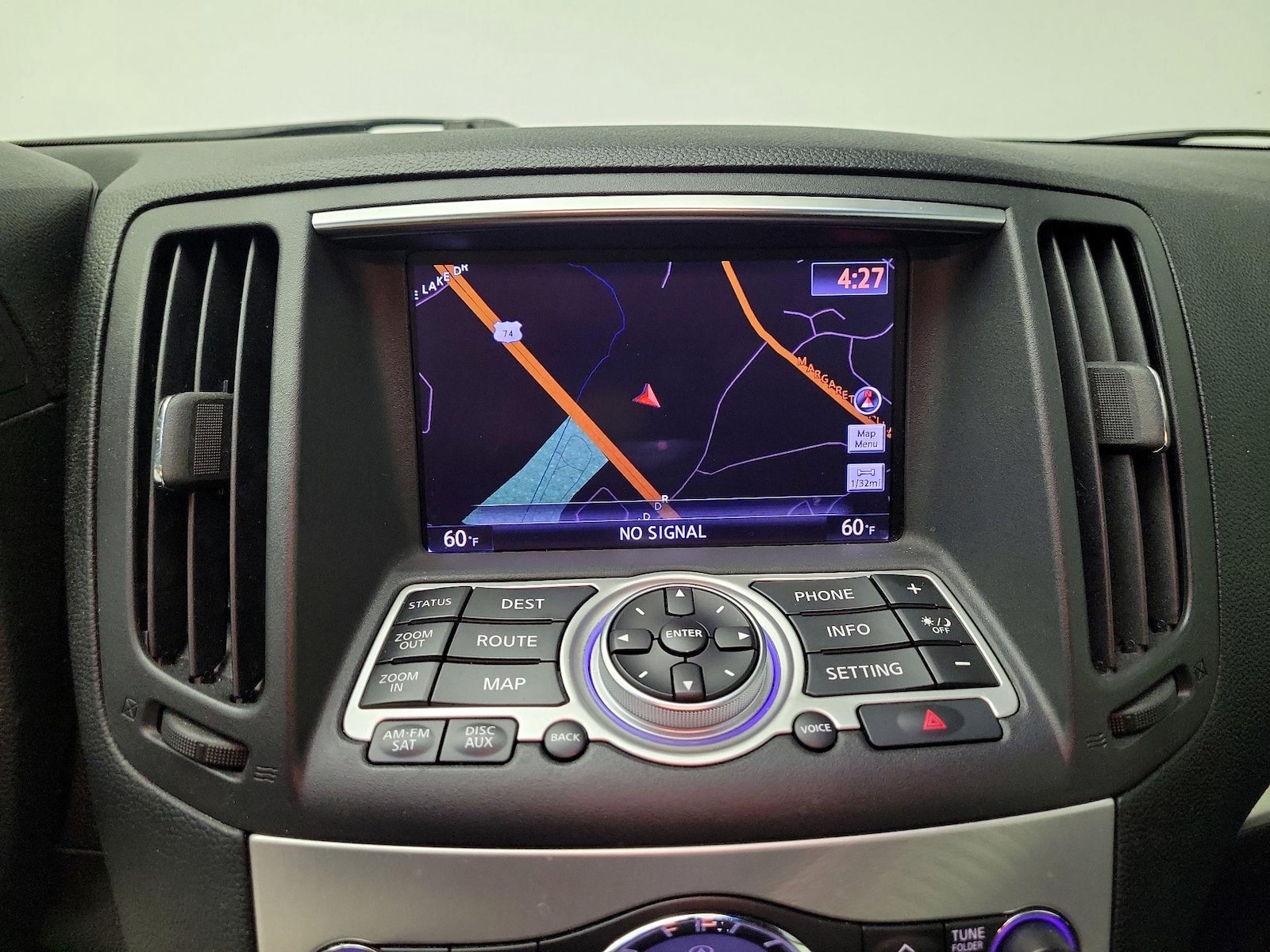 2014 INFINITI Q60 Convertible Base - Photo 15