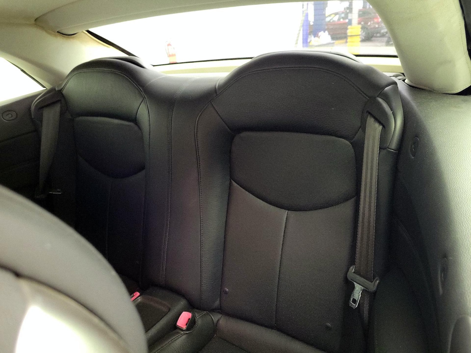 2014 INFINITI Q60 Convertible Base - Photo 21