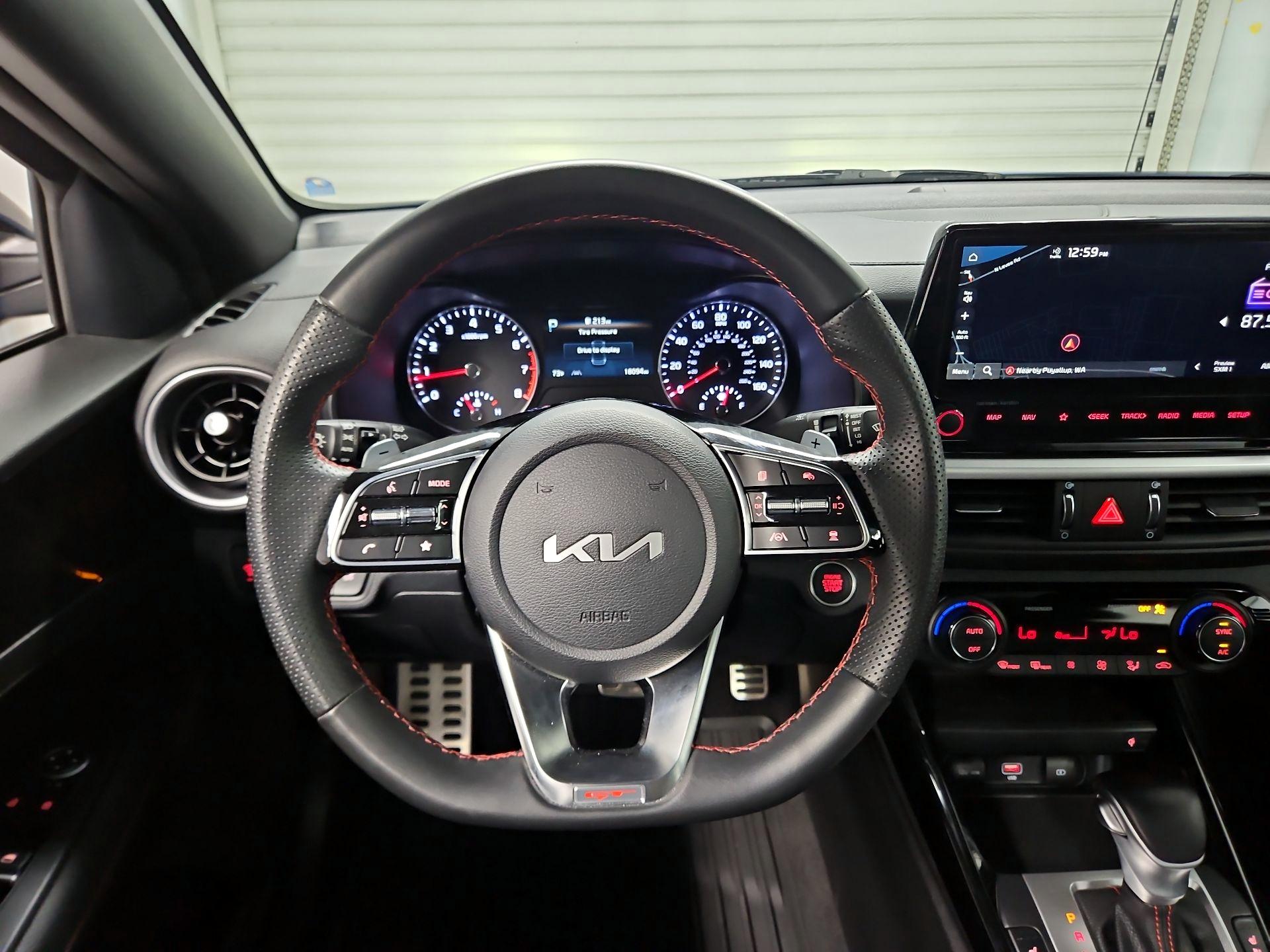 Thumbnail: 2023 Kia Forte - 10