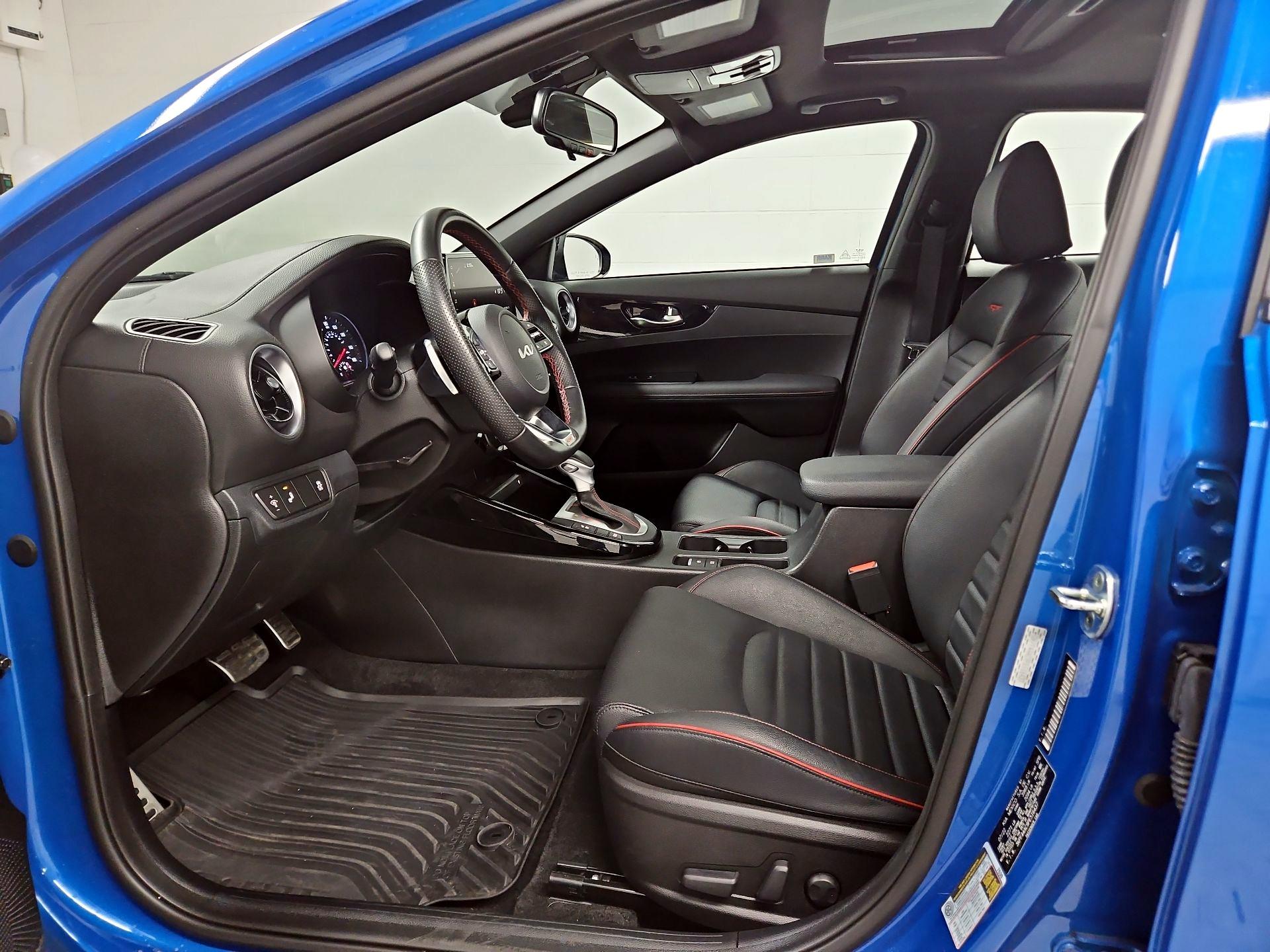 Thumbnail: 2023 Kia Forte - 11