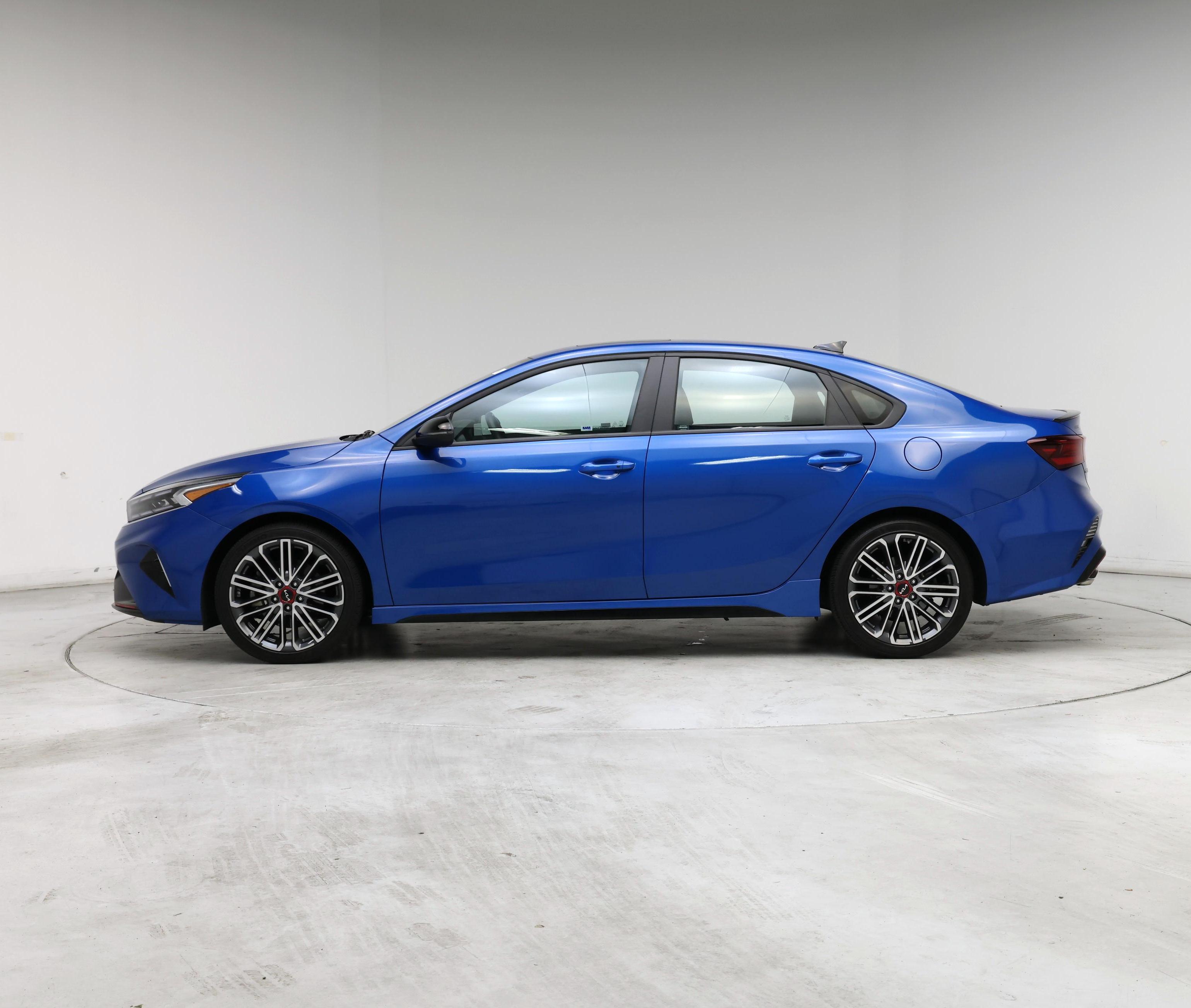Thumbnail: 2023 Kia Forte - 3