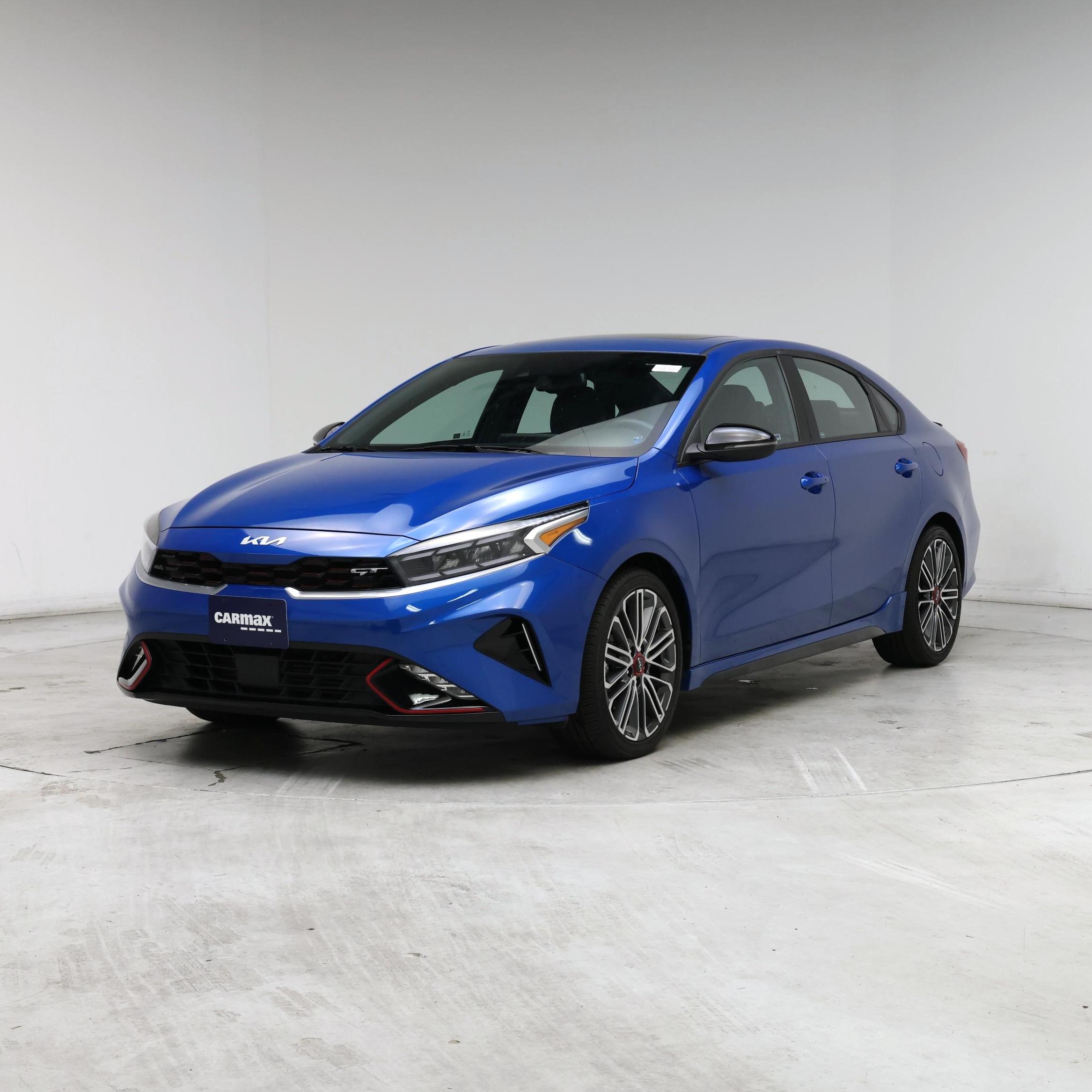 Thumbnail: 2023 Kia Forte - 4