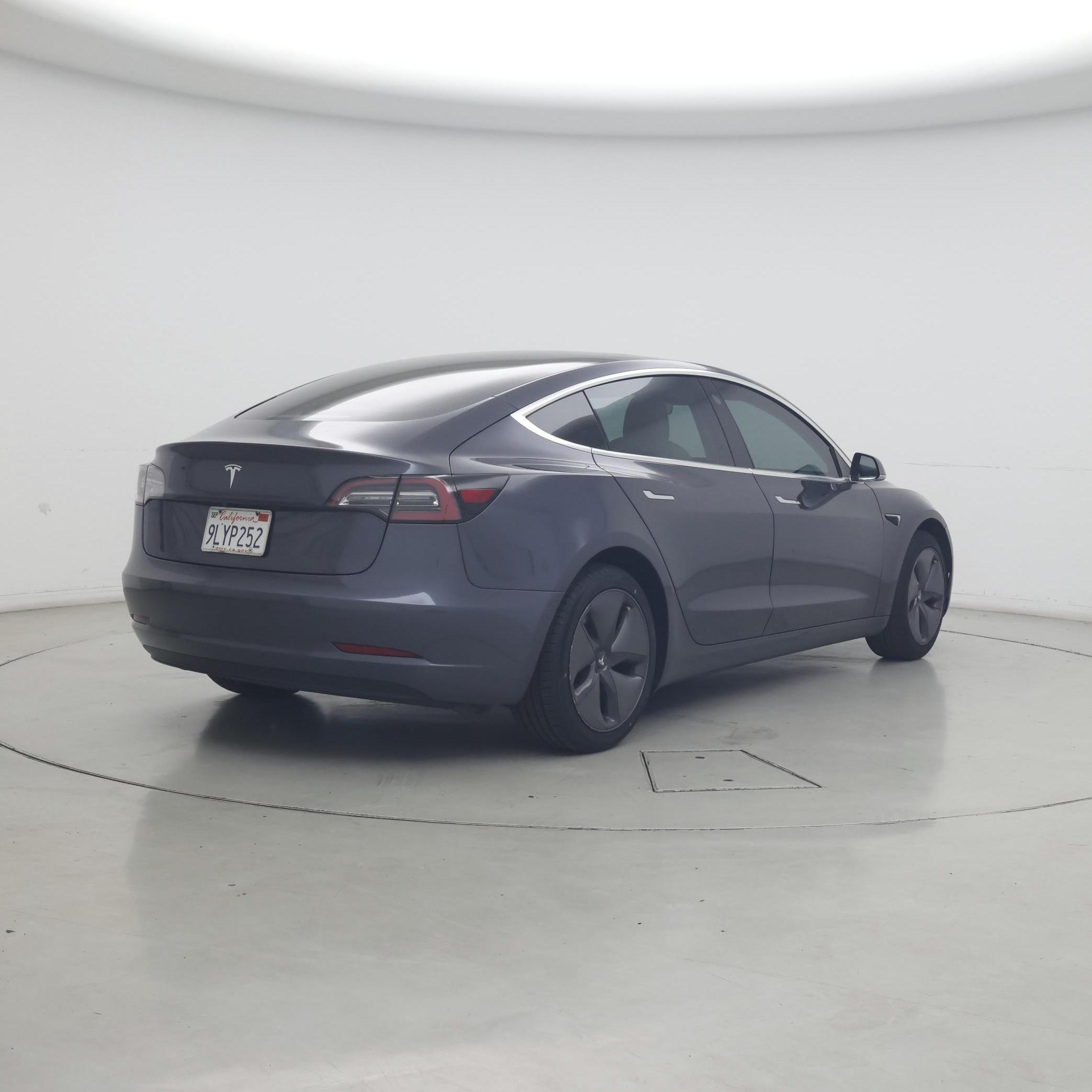 Thumbnail: 2019 Tesla Model 3 - 8