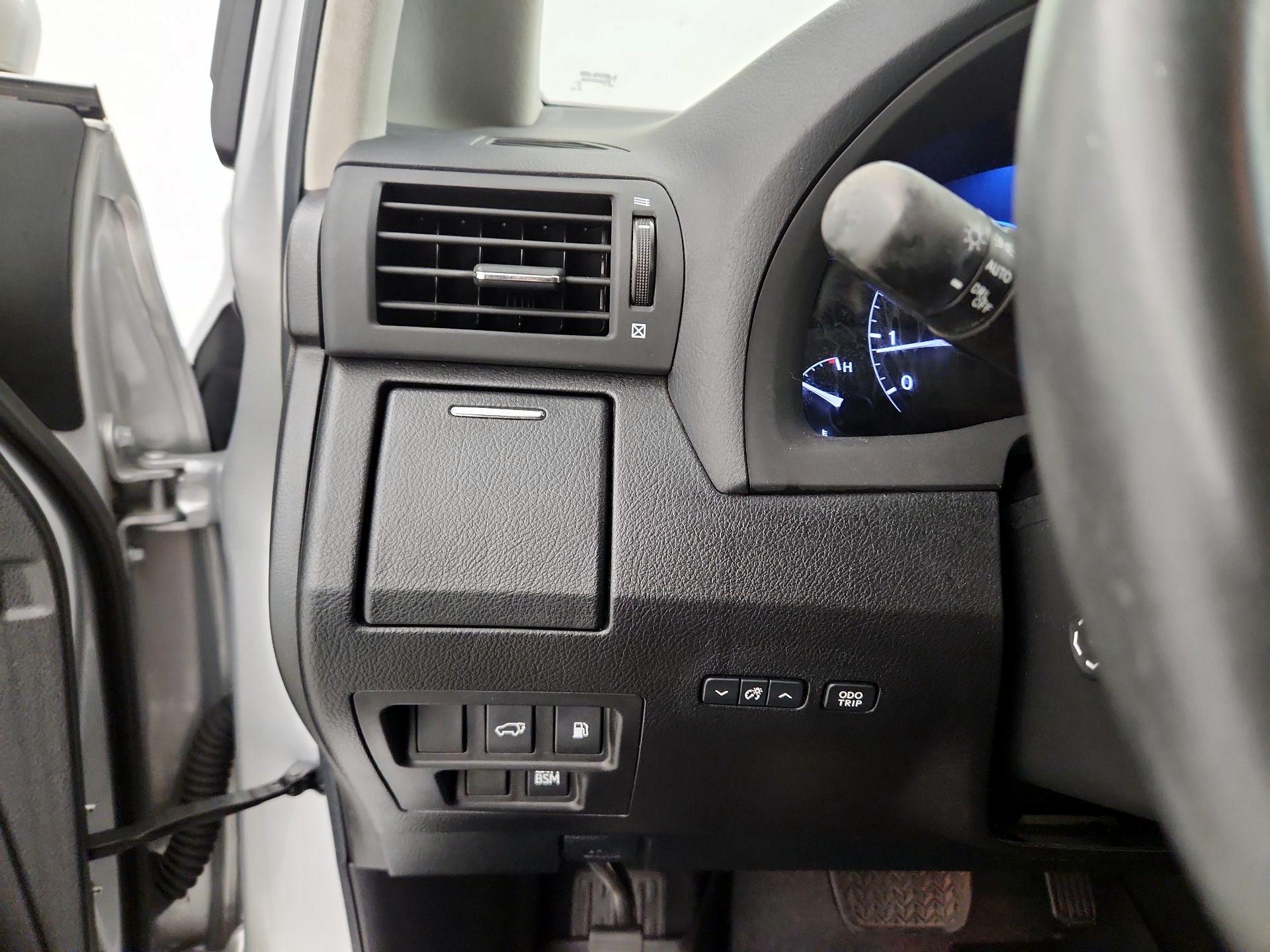 Thumbnail: 2015 Lexus RX - 13