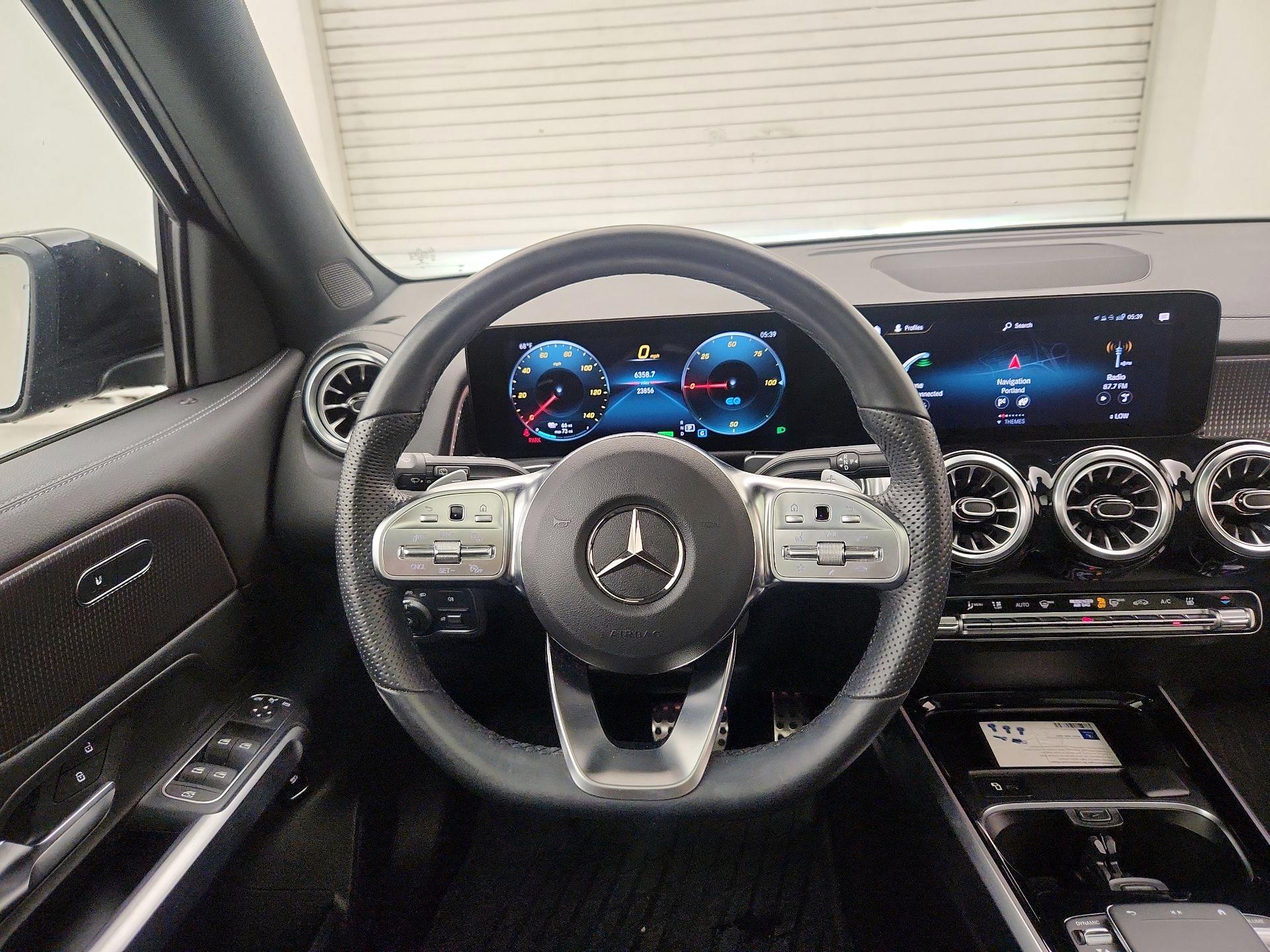 Thumbnail: 2022 Mercedes-Benz EQB - 10