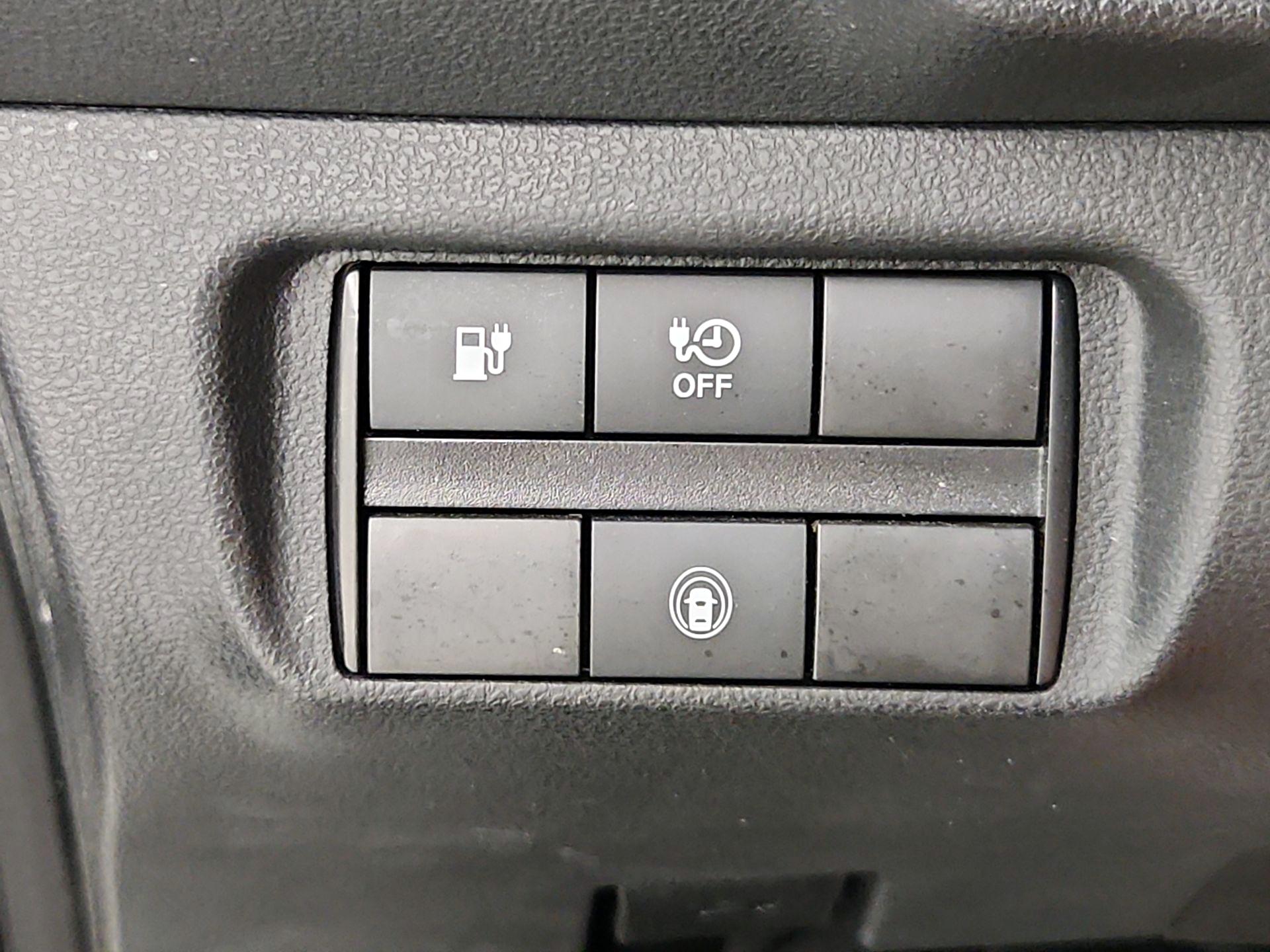 Thumbnail: 2023 Nissan Leaf - 13