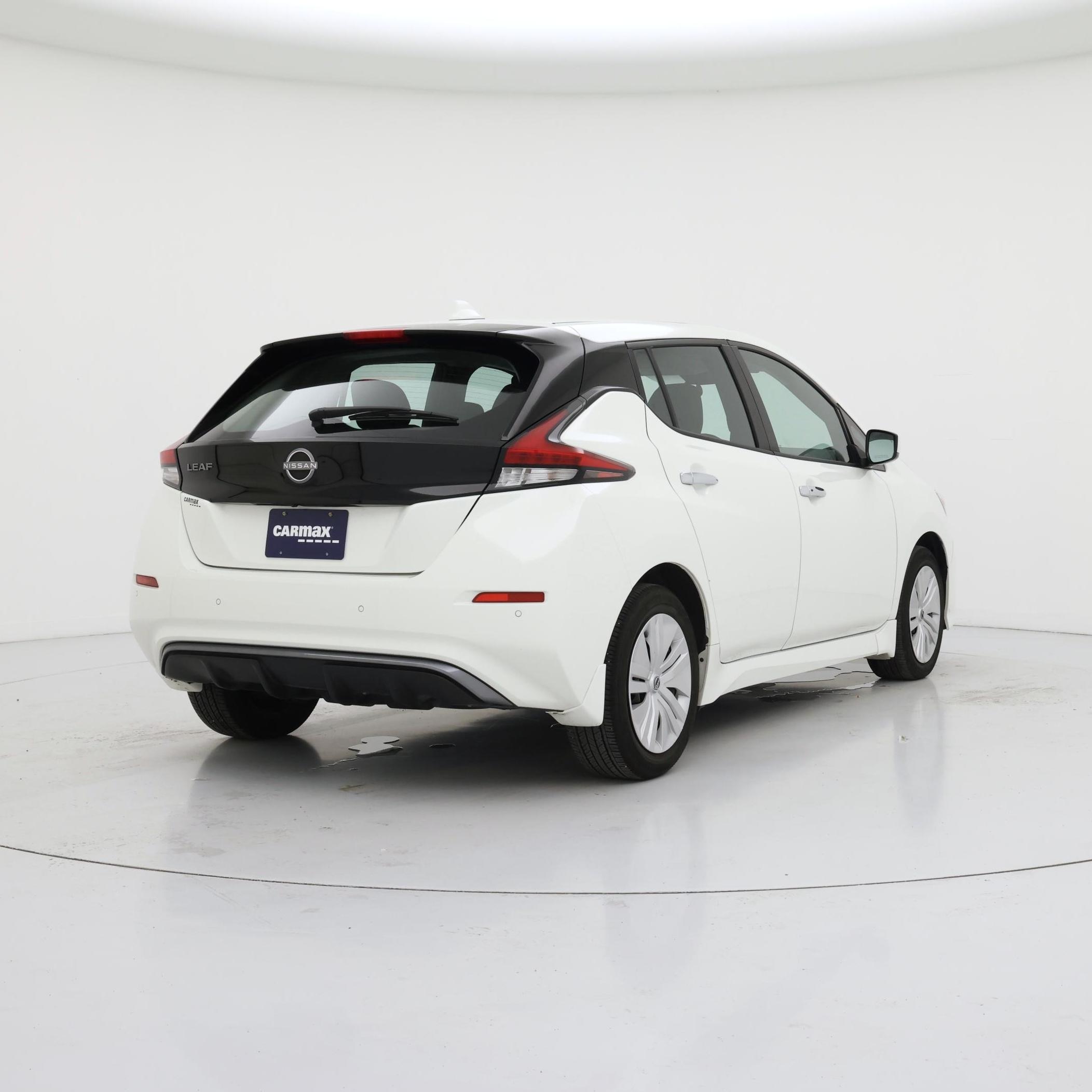 Thumbnail: 2023 Nissan Leaf - 8