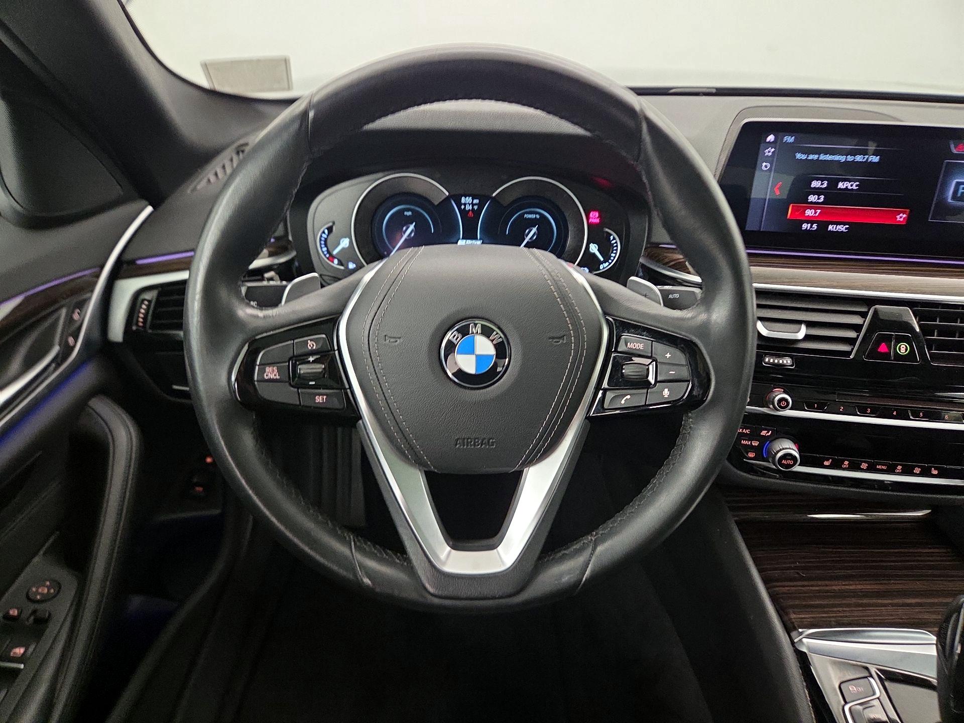 Thumbnail: 2019 BMW 5 Series - 10