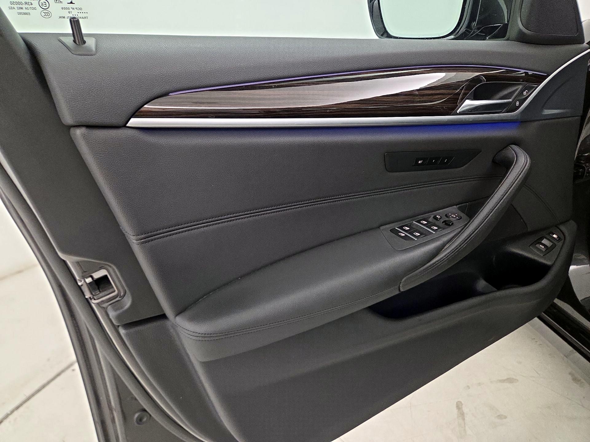 Thumbnail: 2019 BMW 5 Series - 12