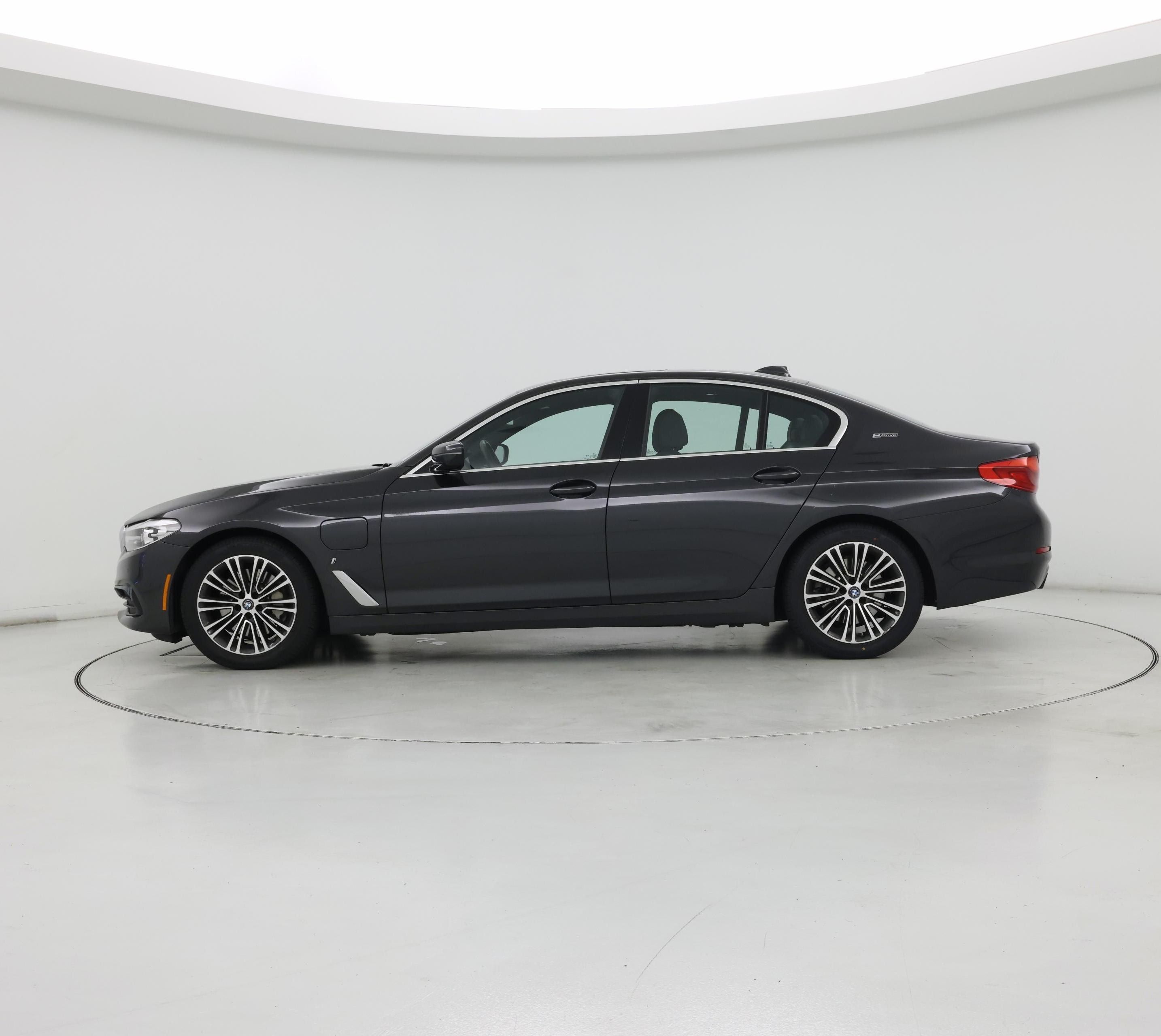 Thumbnail: 2019 BMW 5 Series - 3