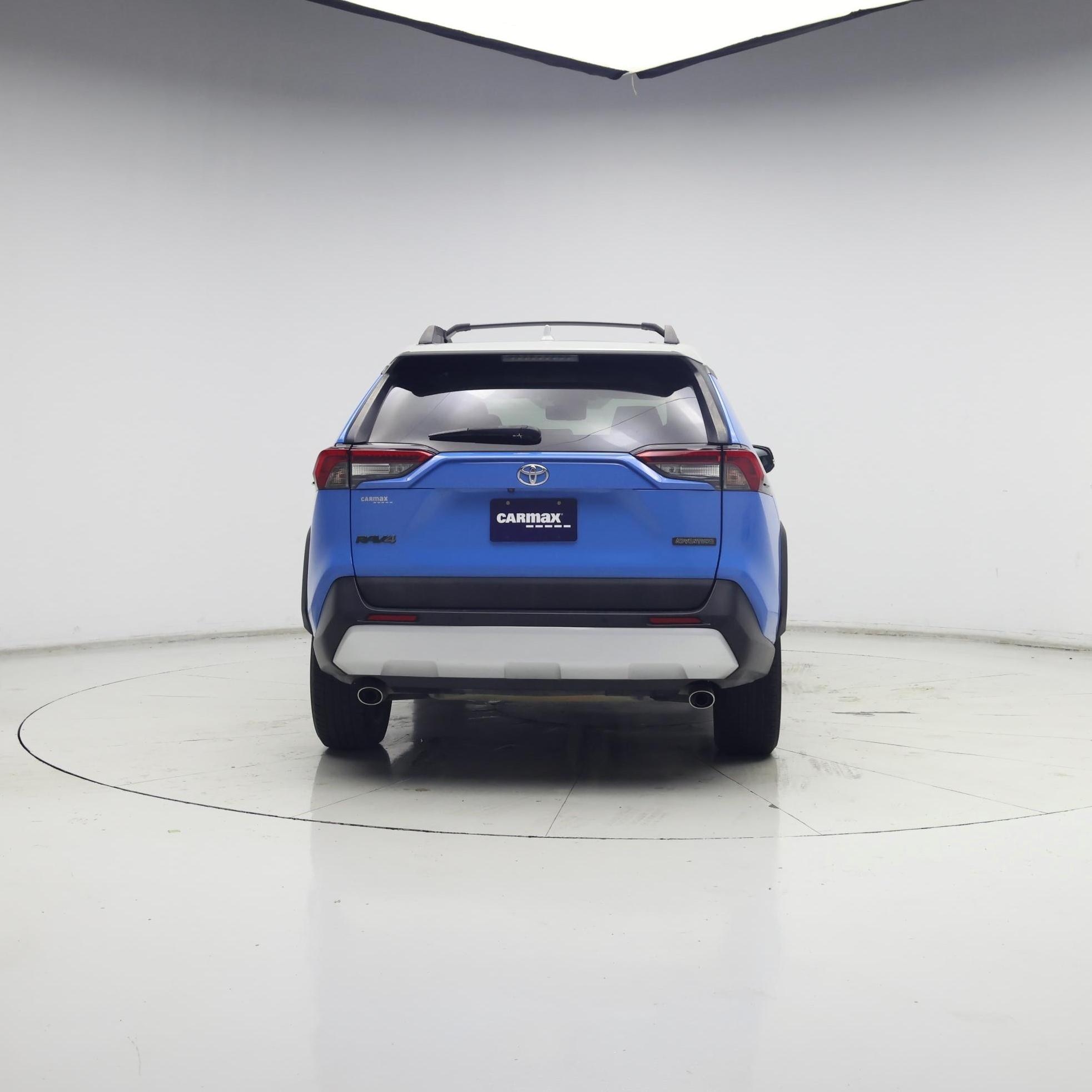 Thumbnail: 2019 Toyota RAV4 - 6