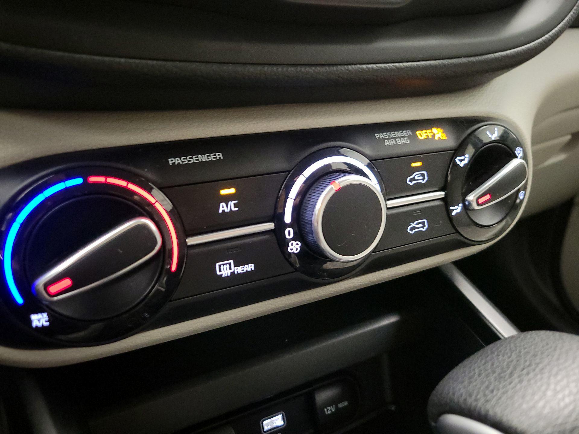 Thumbnail: 2023 Kia Soul - 16