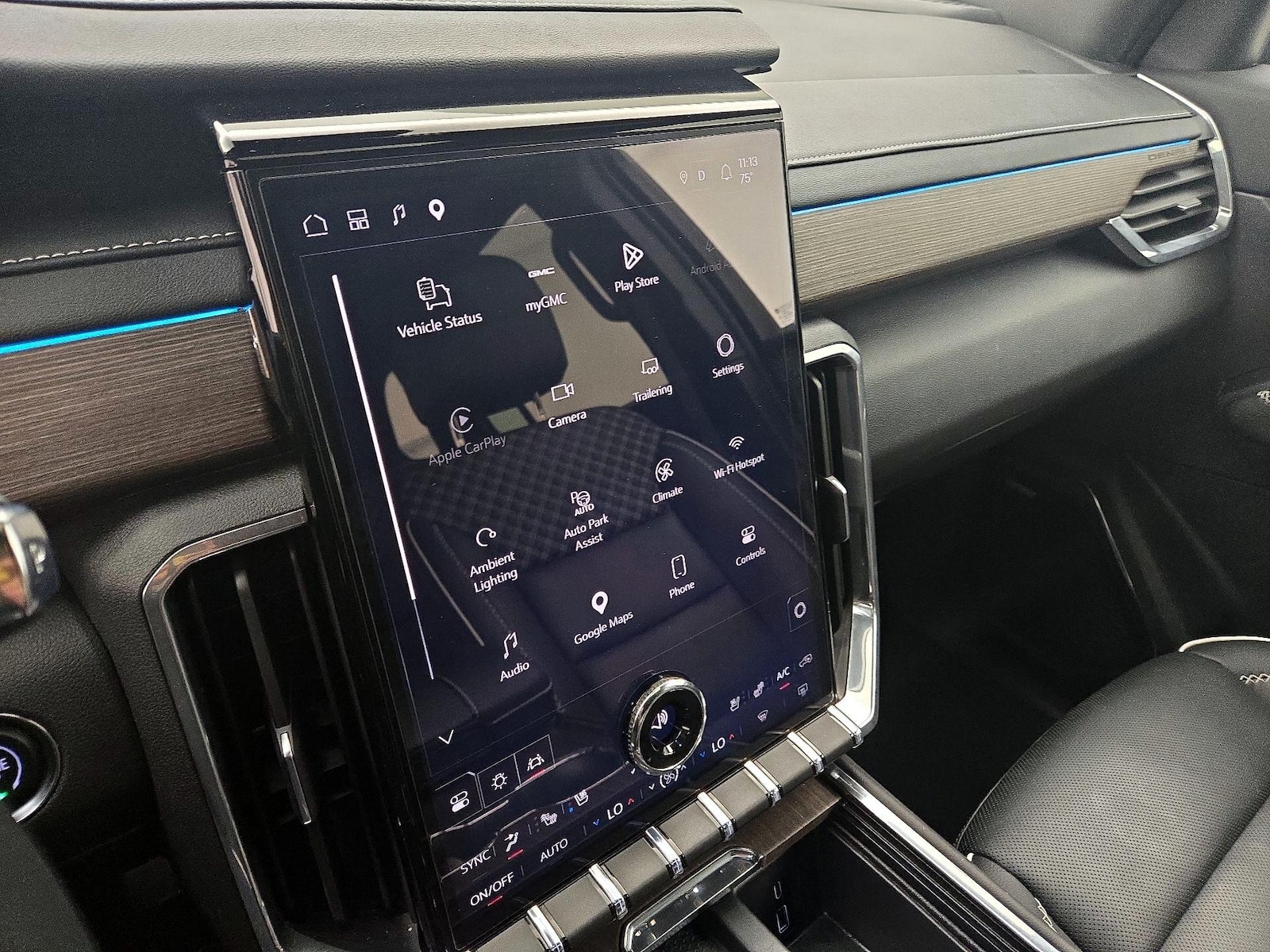 2026 GMC Acadia Denali - Photo 16