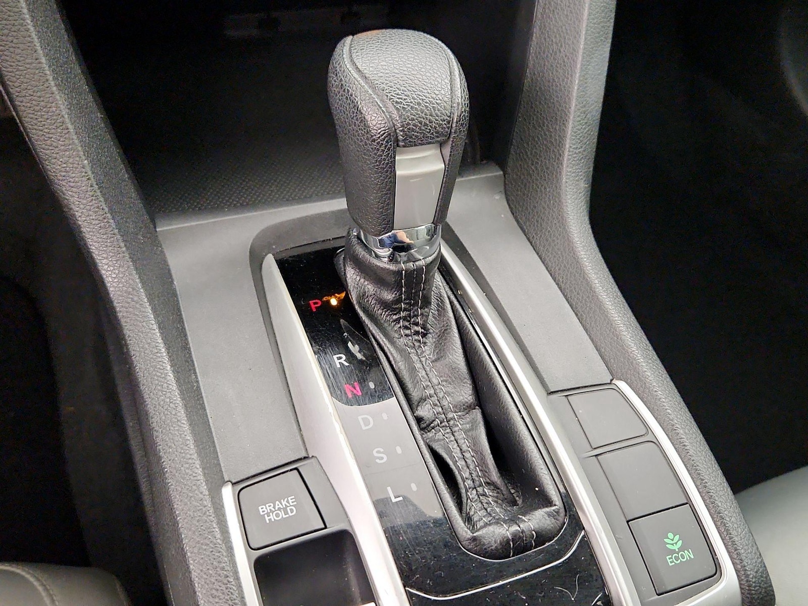 2018 Honda Civic EX - Photo 18